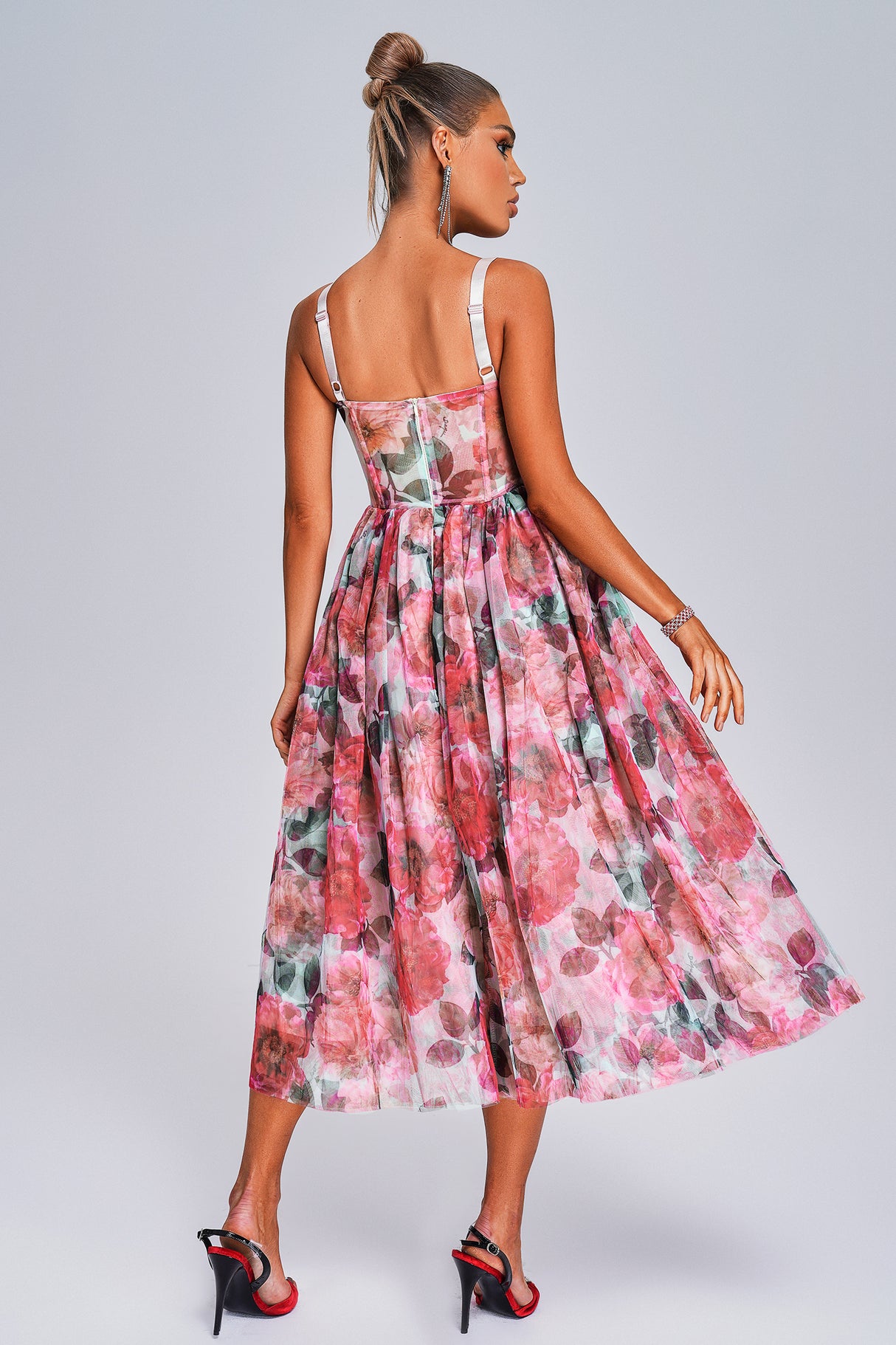 Lexi Midi Dress - Sareza Floral Print - Sweetheart Neckline - Flowing Skirt - Sheer Detailing - Ideal For Any Occasion