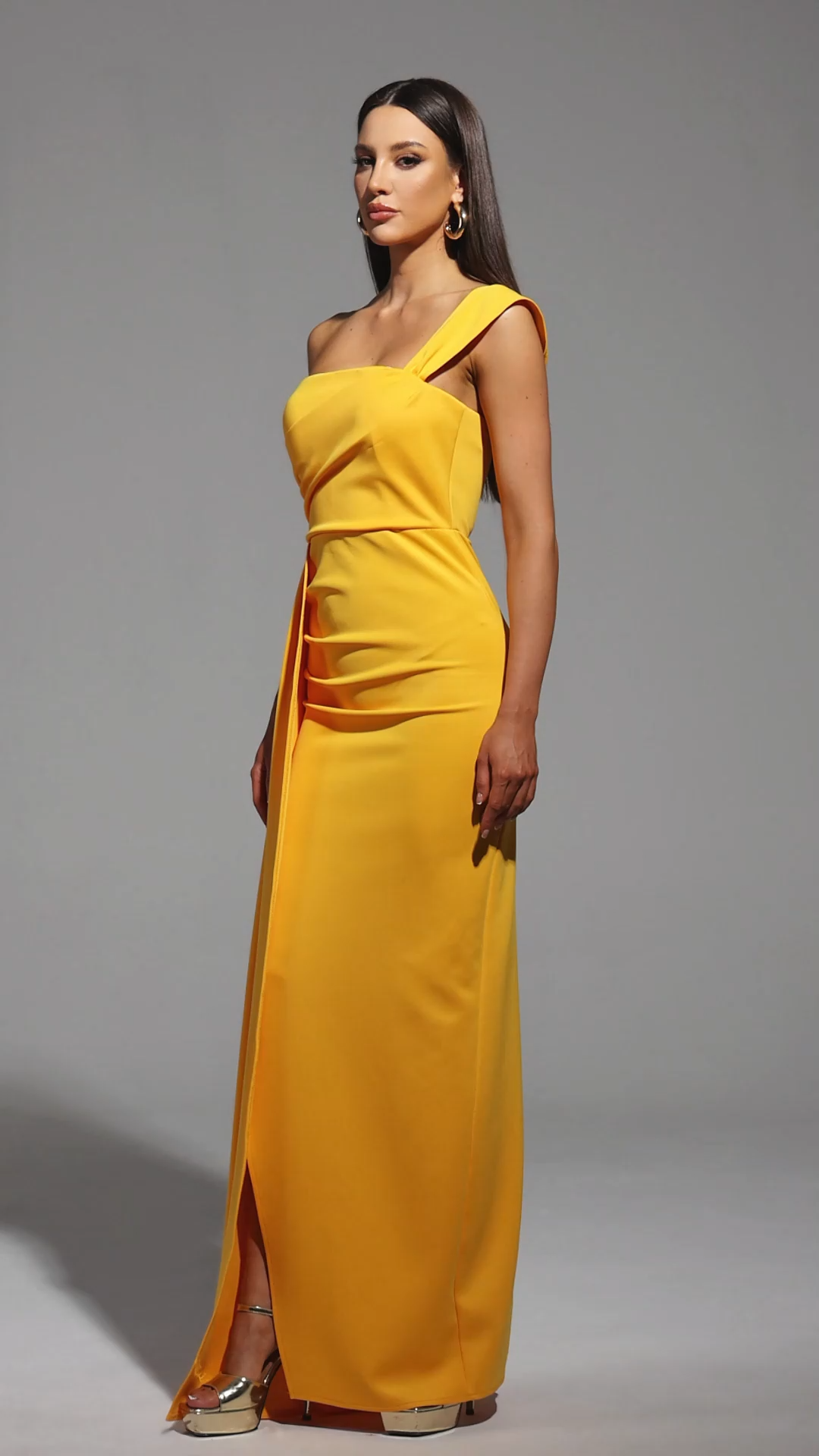 Ainsley Yellow One-Shoulder Dress Luxurious Fabric Slit Detailing Elegant Formal Evening Wear Wedding Gala Statement Piece Confidence Style