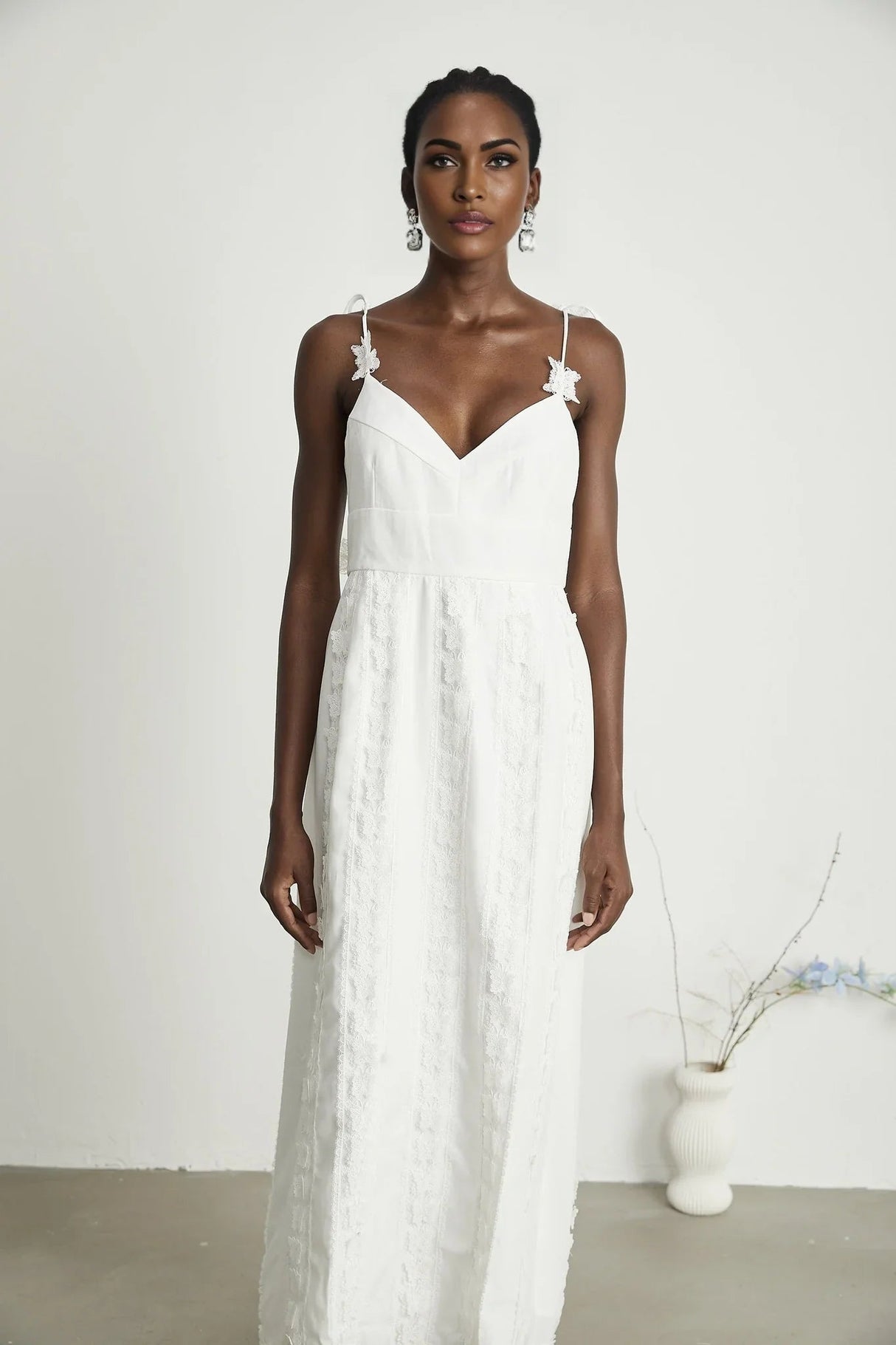 Alana Midi Dress - Sleeveless V - Neck Lace Butterfly Detail Rear Slit Zip Fastening Elegant Embroidery Stylish Length