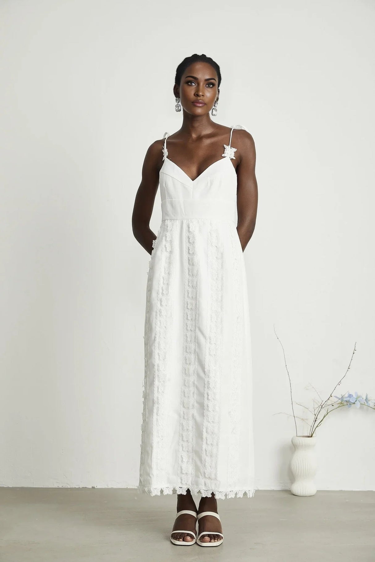 Alana Midi Dress - Sleeveless V - Neck Lace Butterfly Detail Rear Slit Zip Fastening Elegant Embroidery Stylish Length