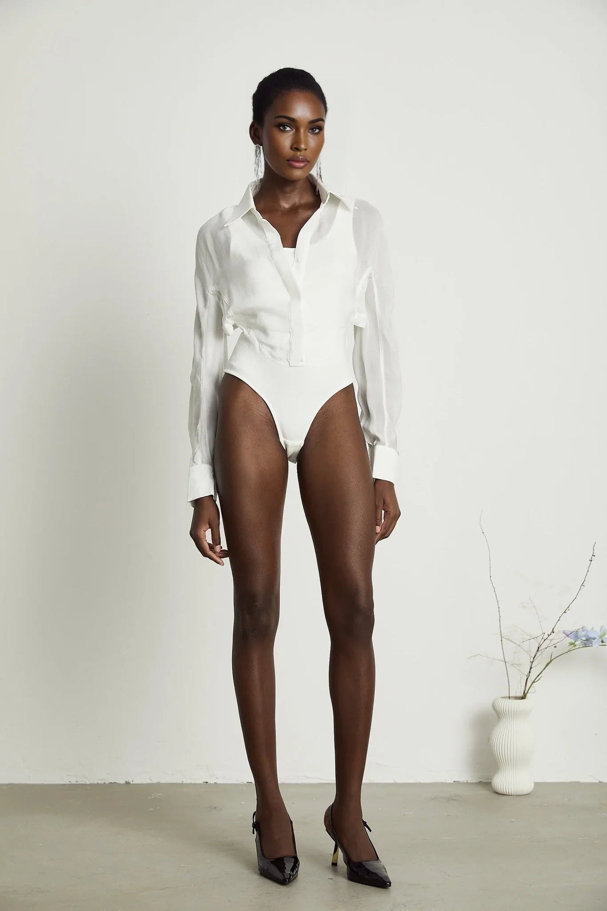 Alessia Bodysuit - Lapels - Long Sleeves - Scoop Back - Boned Design