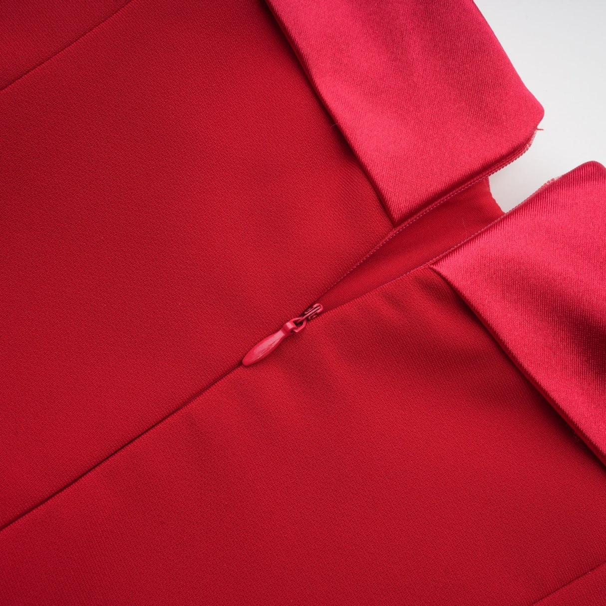 Allison Mini Dress - Strapless - Off the Shoulder - Fitted Waistline - Flared Skirt - Rear Zip Fastening