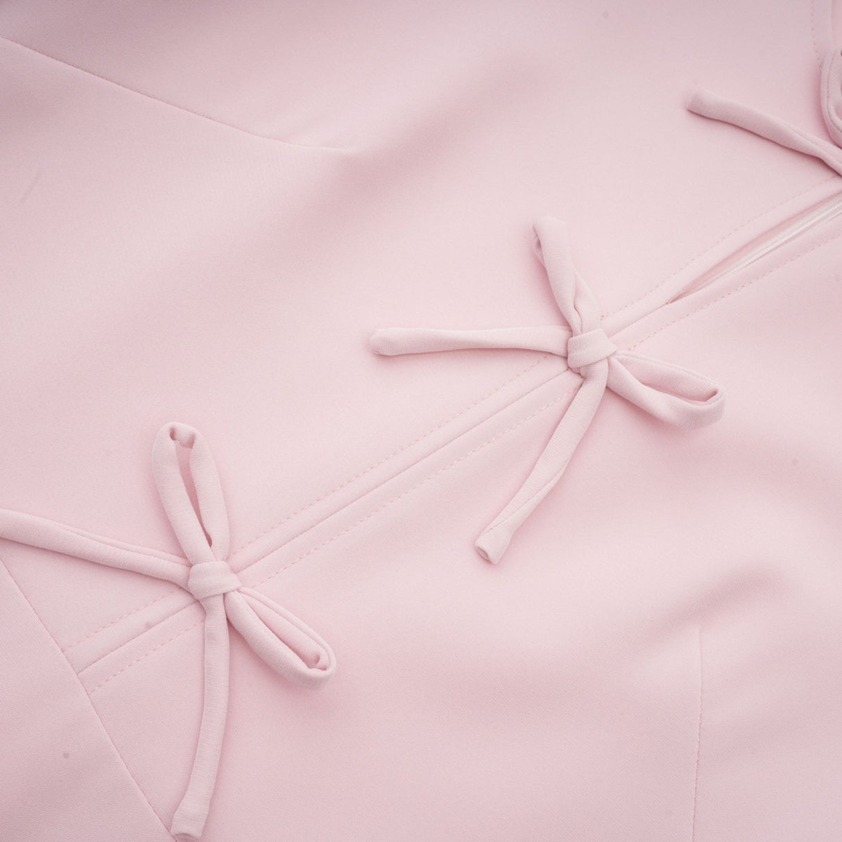 Amabile Midi Dress - Bowknot Detailing - Flared Skirt - Long Sleeves - Rear Zip Fastening