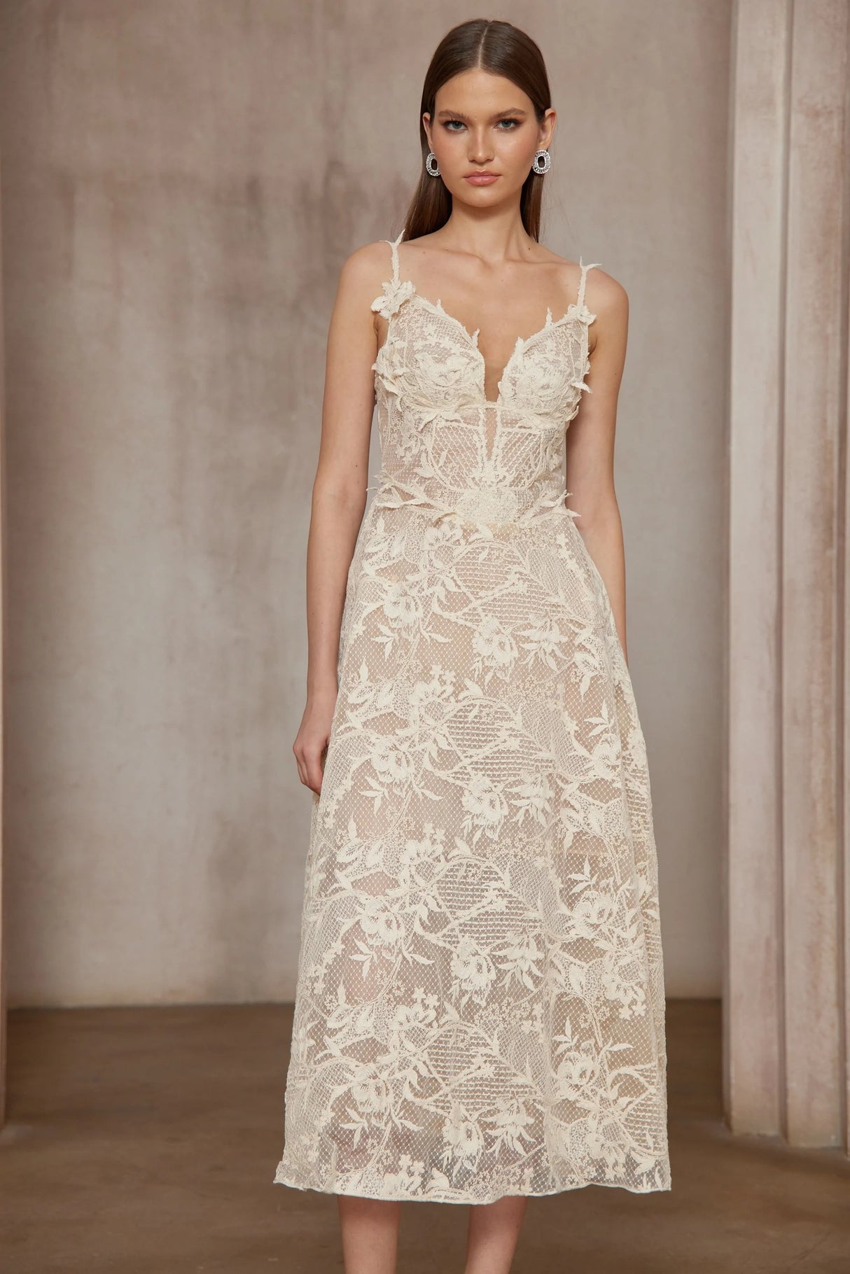 Amber White Sleeveless Floral Lace Midi Dress