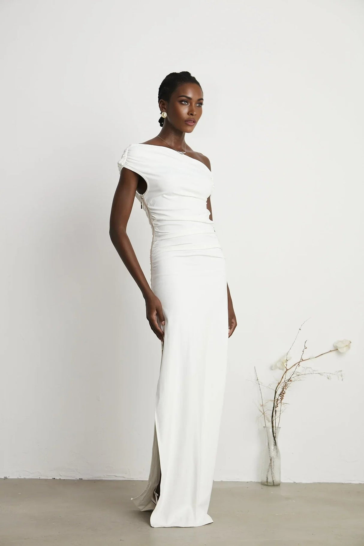 Amelina Maxi Dress - Off - The - Shoulder Design - Side Zip Fastening - Pleat Detailing - Side Slit Feature