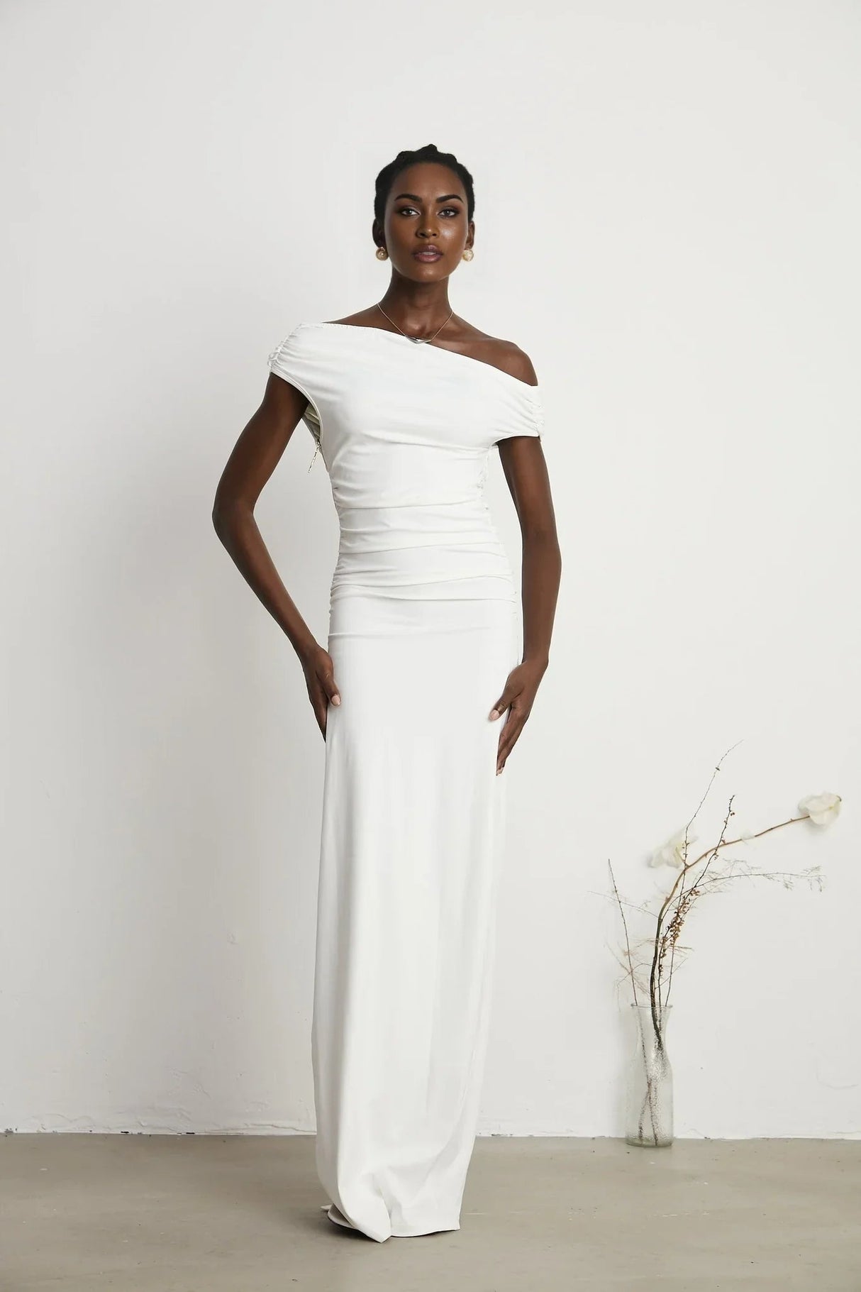 Amelina Maxi Dress - Off - The - Shoulder Design - Side Zip Fastening - Pleat Detailing - Side Slit Feature