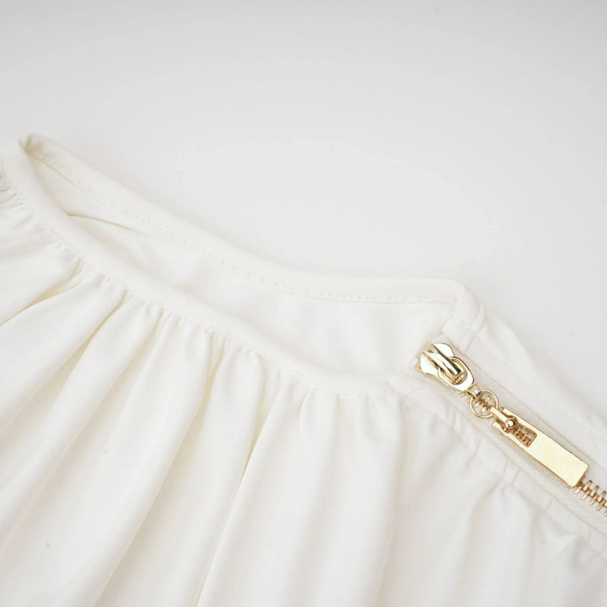 Amelina Maxi Dress - Off - The - Shoulder Design - Side Zip Fastening - Pleat Detailing - Side Slit Feature