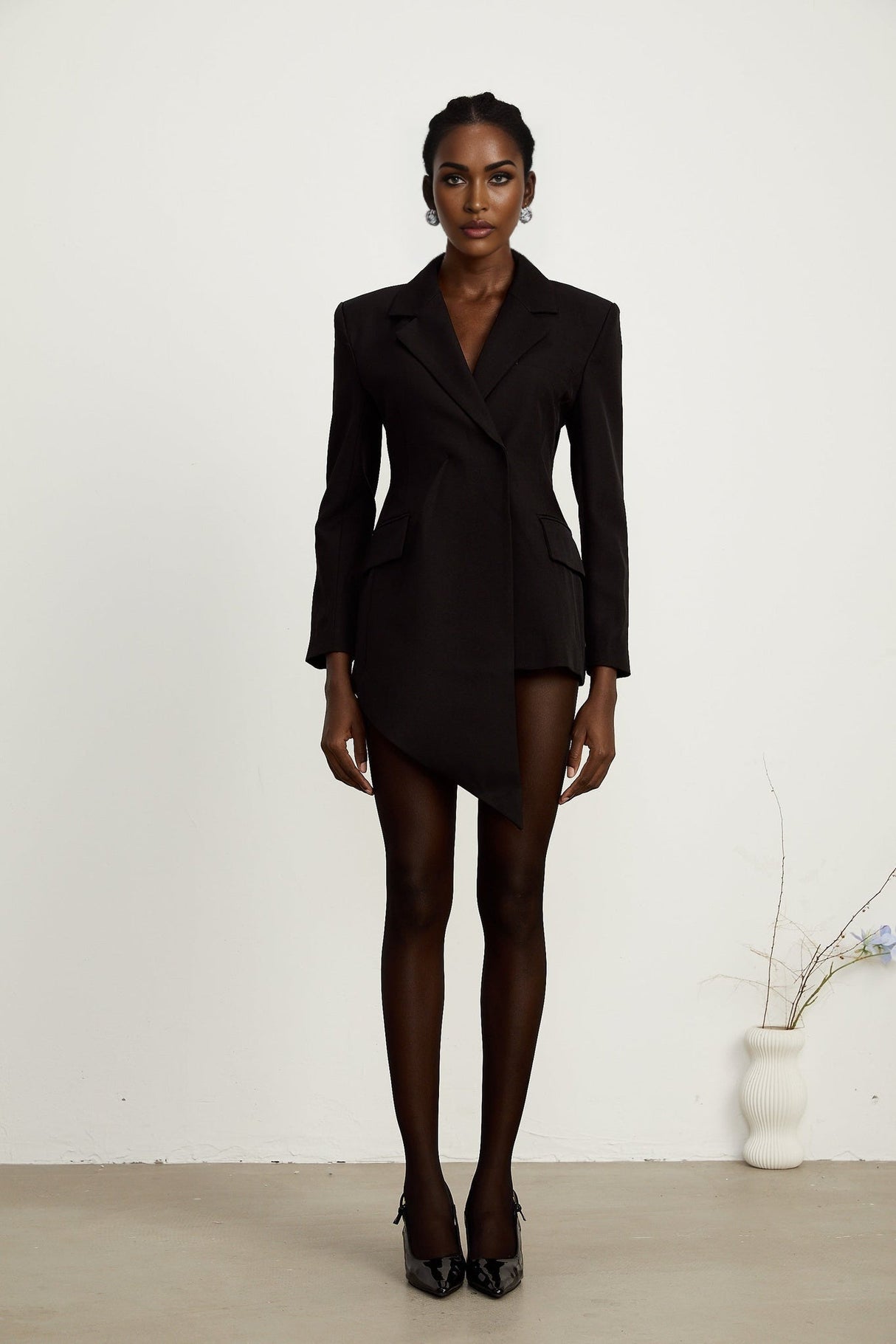 Anita Blazer - Notched Lapels - Long Sleeves - Asymmetric Hem - Cinched Waist