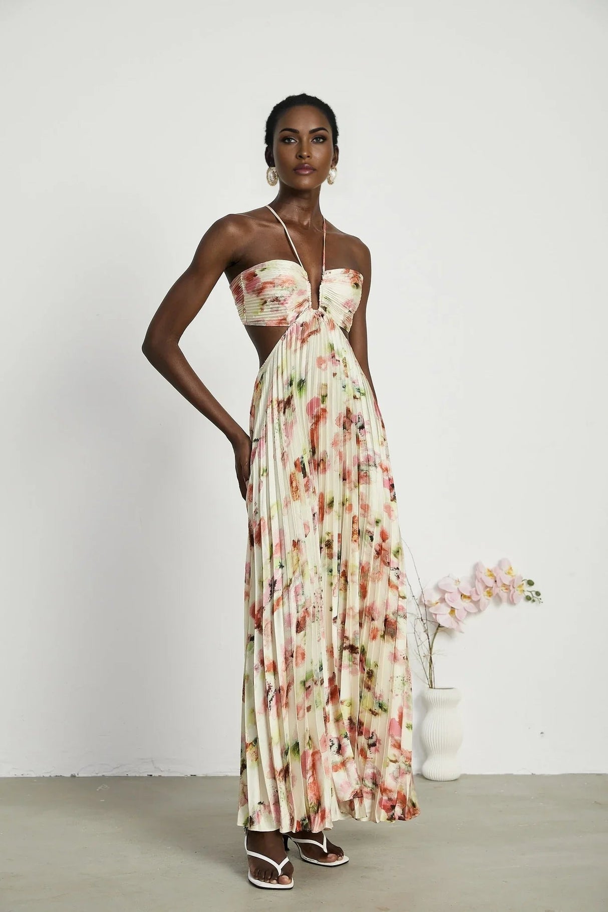 Annalee Floral Maxi Dress - Sleeveless Halter Neck - Bustier Style with Cut - out Design - Pleated with Front Button Fastening