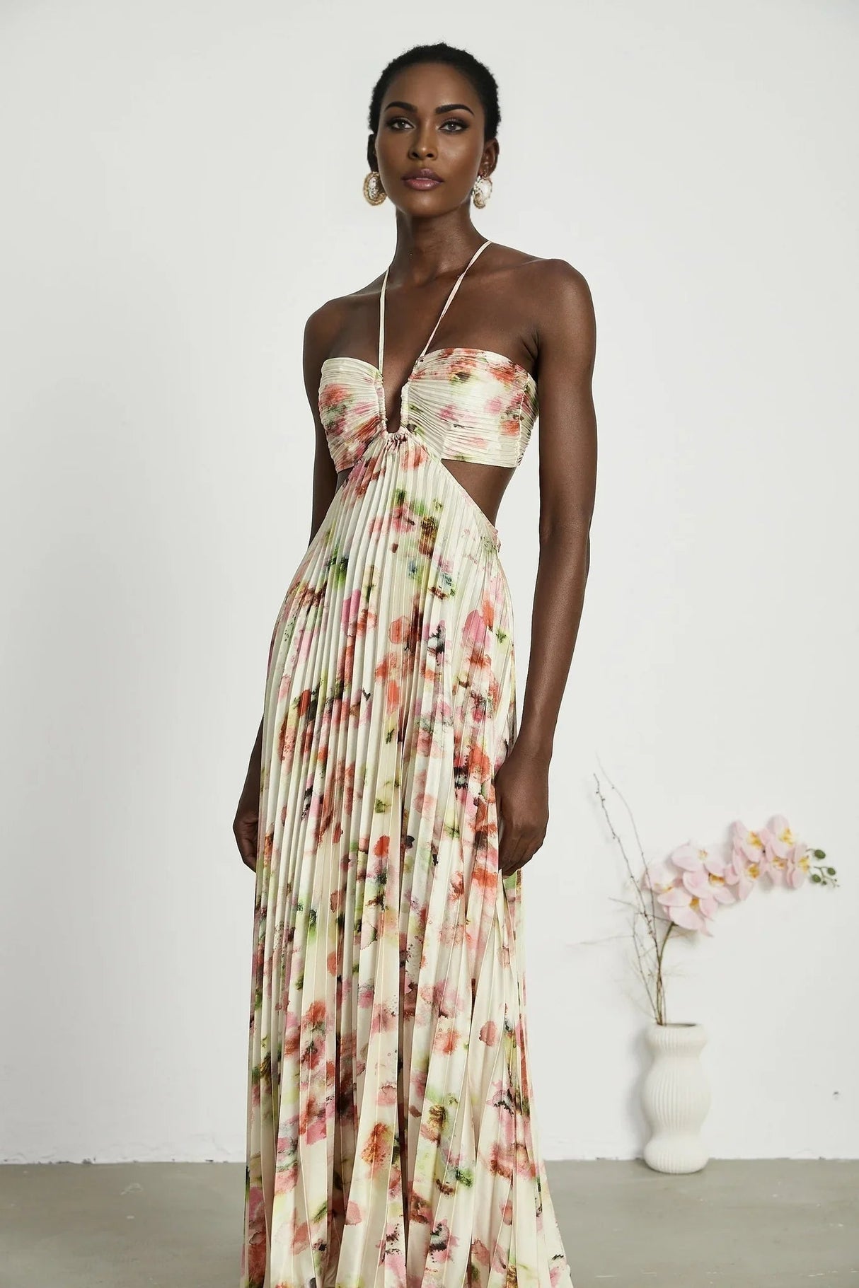 Annalee Floral Maxi Dress - Sleeveless Halter Neck - Bustier Style with Cut - out Design - Pleated with Front Button Fastening