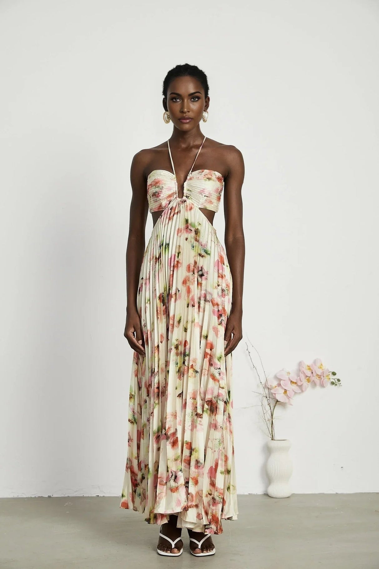 Annalee Floral Maxi Dress - Sleeveless Halter Neck - Bustier Style with Cut - out Design - Pleated with Front Button Fastening