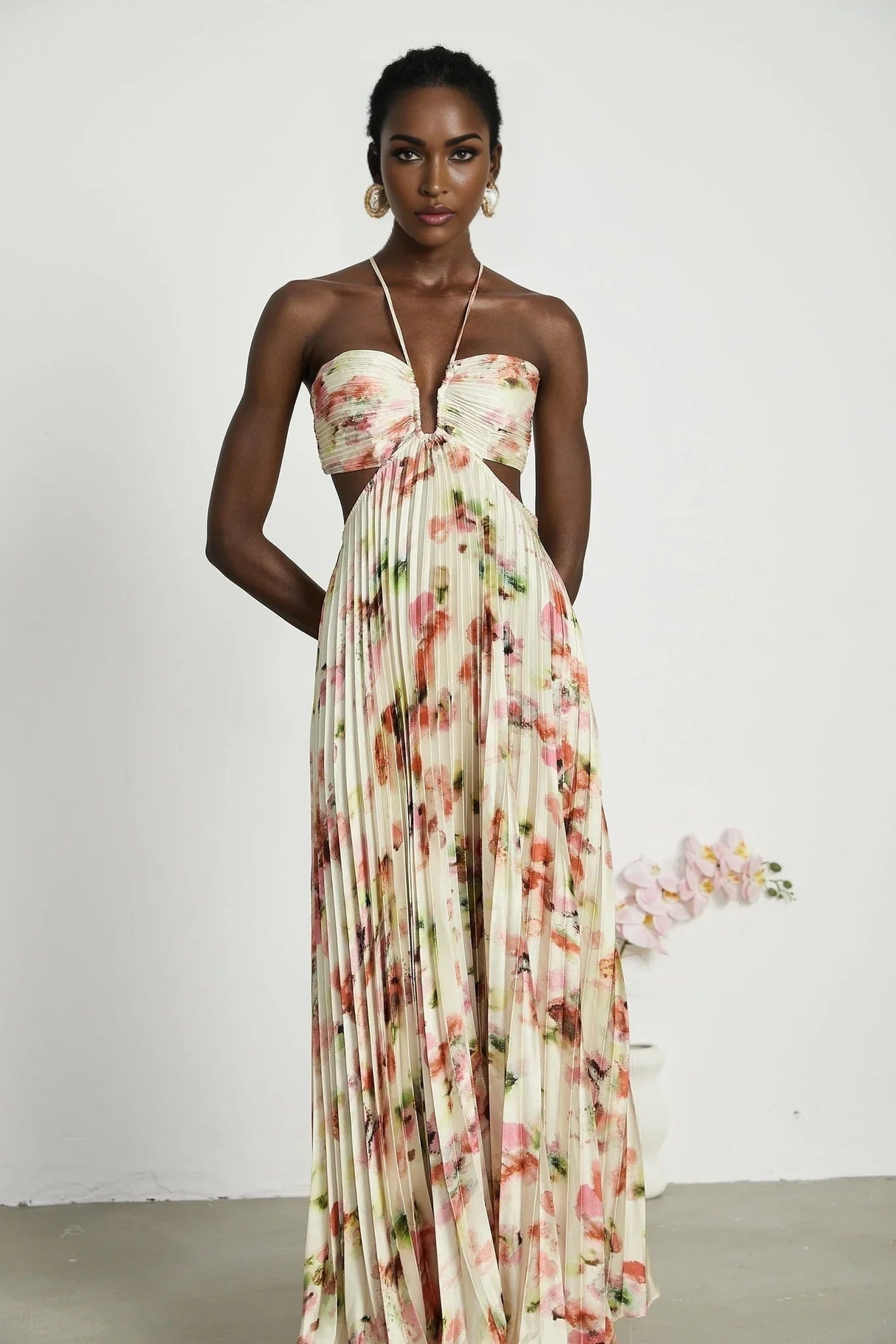 Annalee Floral Maxi Dress - Sleeveless Halter Neck - Bustier Style with Cut - out Design - Pleated with Front Button Fastening