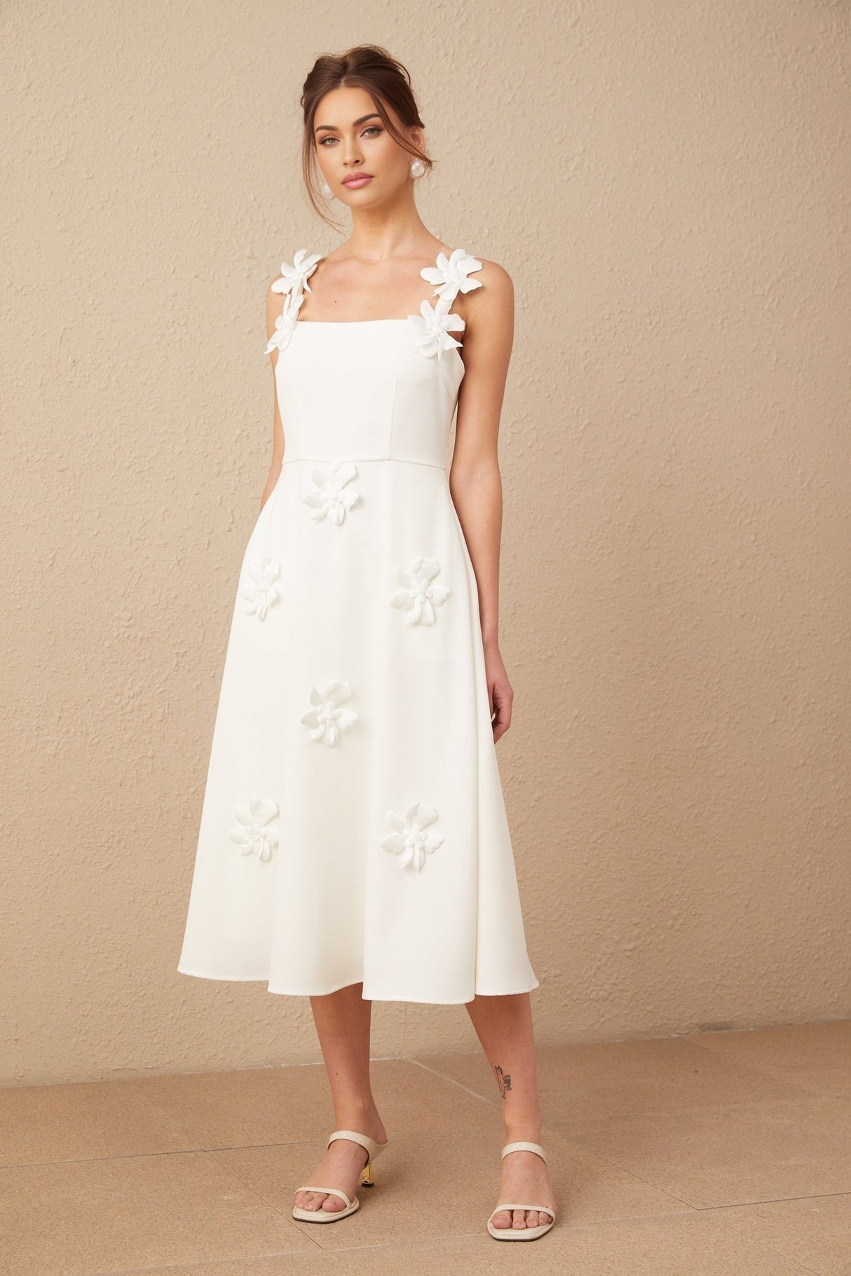 Annunziata Midi Dress - Sleeveless Square Neck Design - Faux Flower Pattern - Rear Zip Fastening - Partially Lined