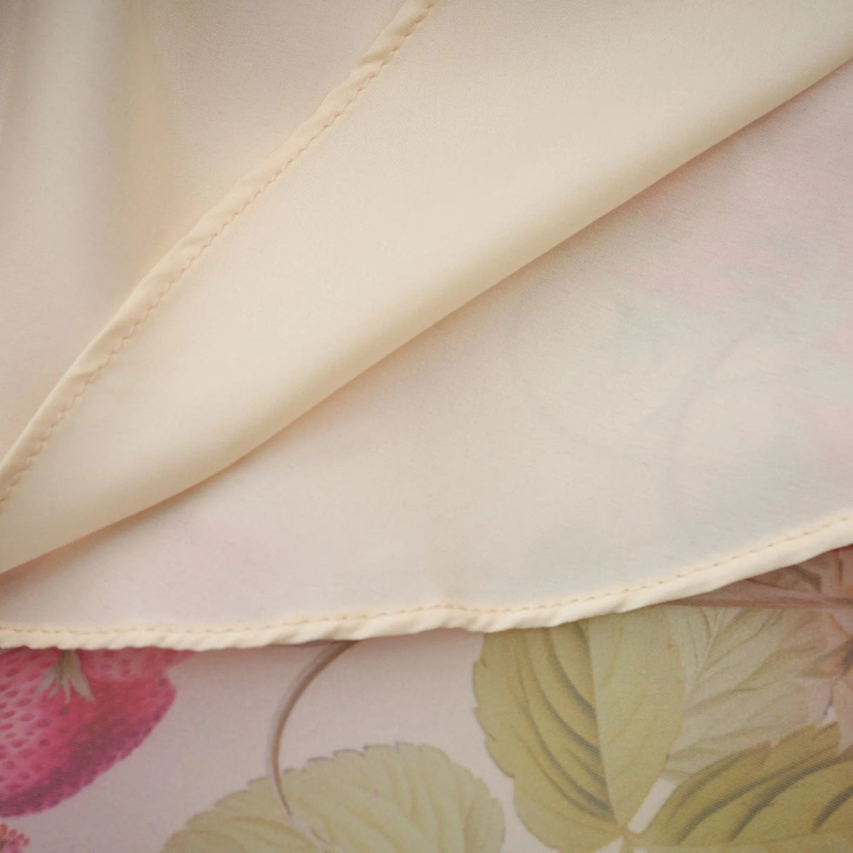 Antonella Mini Dress Strawberry - Print Tiered Flounce & Lace - Up