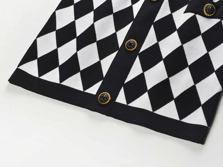 Aspen Skirt - Form - Fitting Pencil Silhouette - Bold Harlequin Pattern - Snug Tailored Fit - Comfortable Knitted Fabric