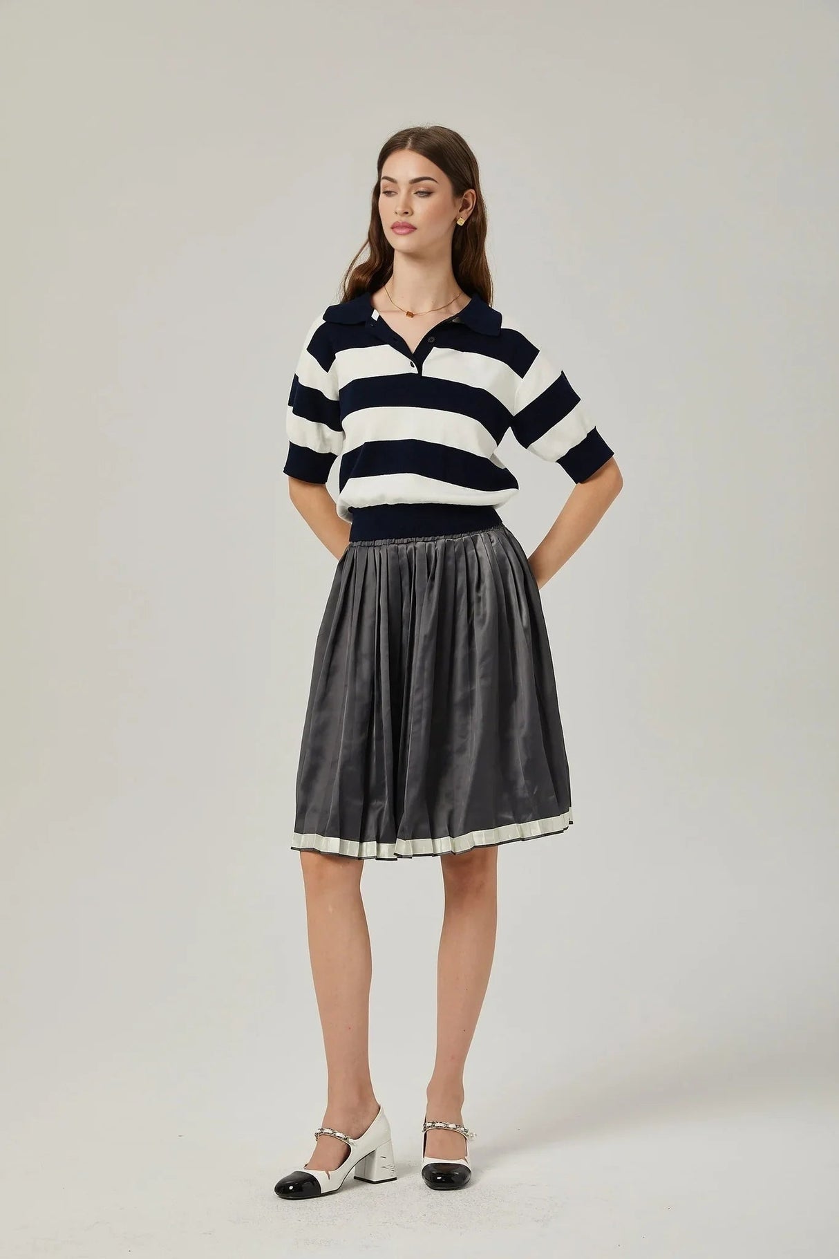 Aubrey Skirt - Color - blocked design - Pleated style - Elastic waistband - Knee length