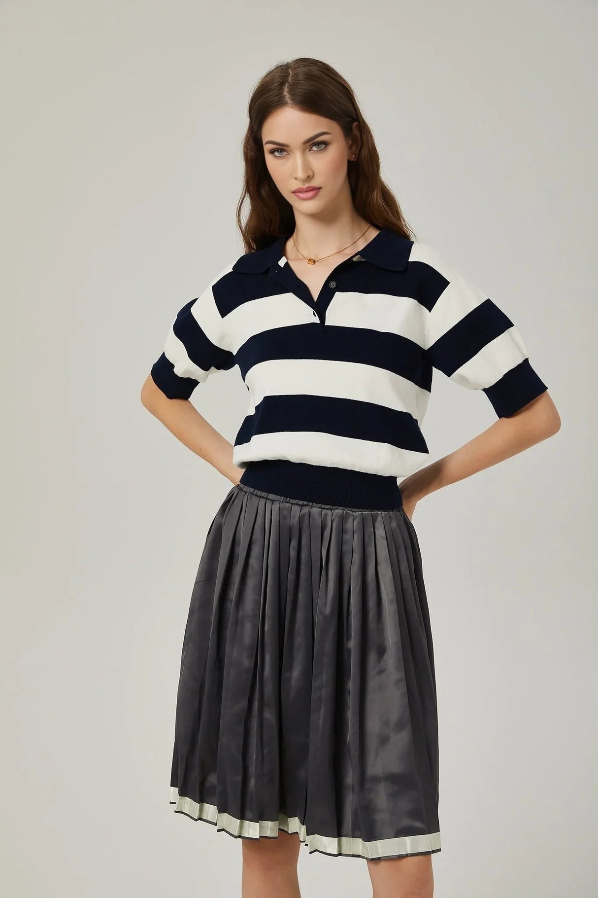 Aubrey Skirt - Color - blocked design - Pleated style - Elastic waistband - Knee length