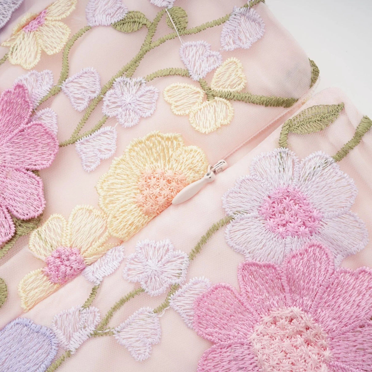 Aurora Top & Skirt Set - Embroidered Detailing - 3D Petal Design - Sleeveless - High Waist - Rear Zip Fastening