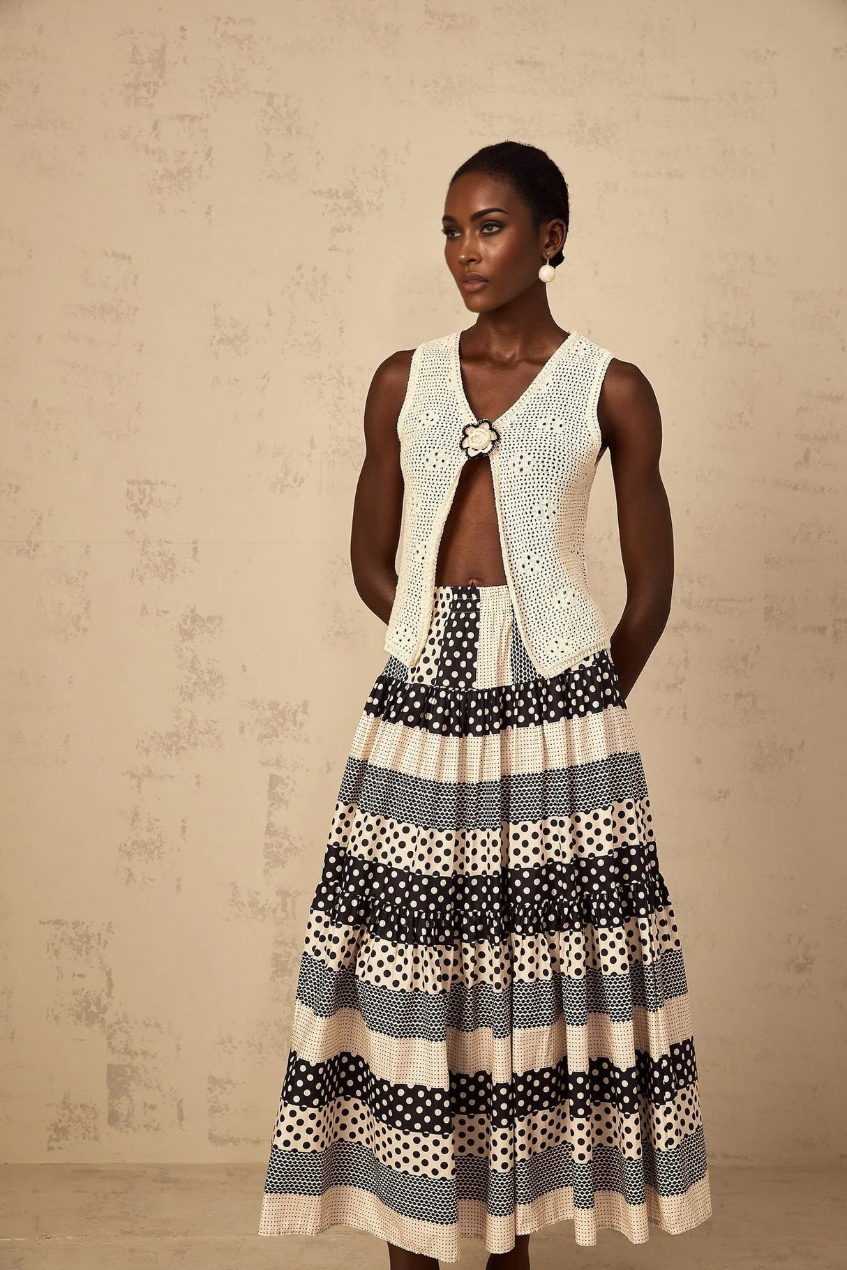 Bailey Top Crochet - Knit Flower - Pin Detail & Clasp Fastening