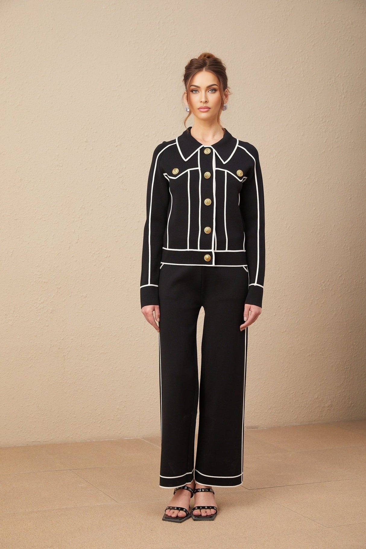 Benedetta Jacket & Trousers - Classic Collar - Long Sleeves - Buttoned Cuffs - Contrasting Color
