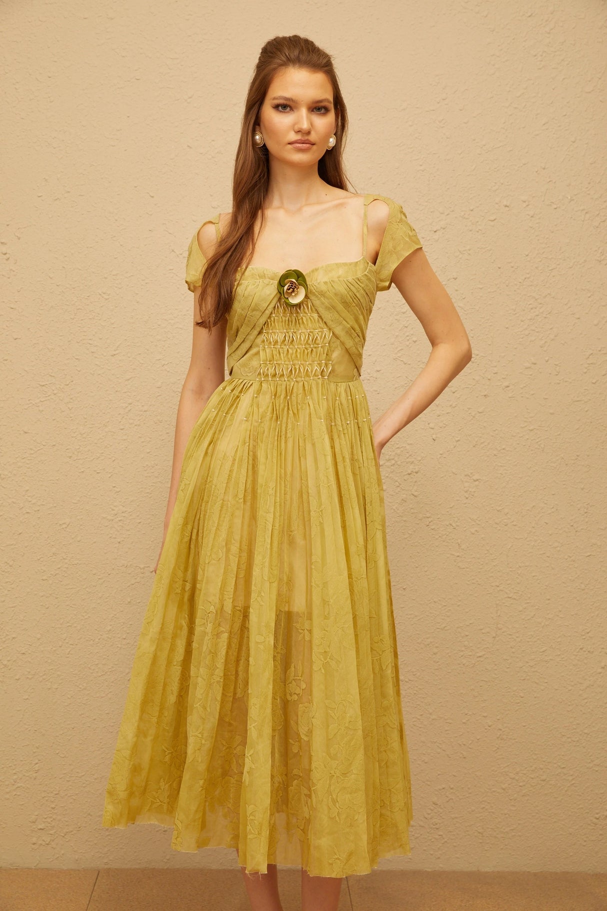 Béryl Green Floral Jacquard Midi Dress
