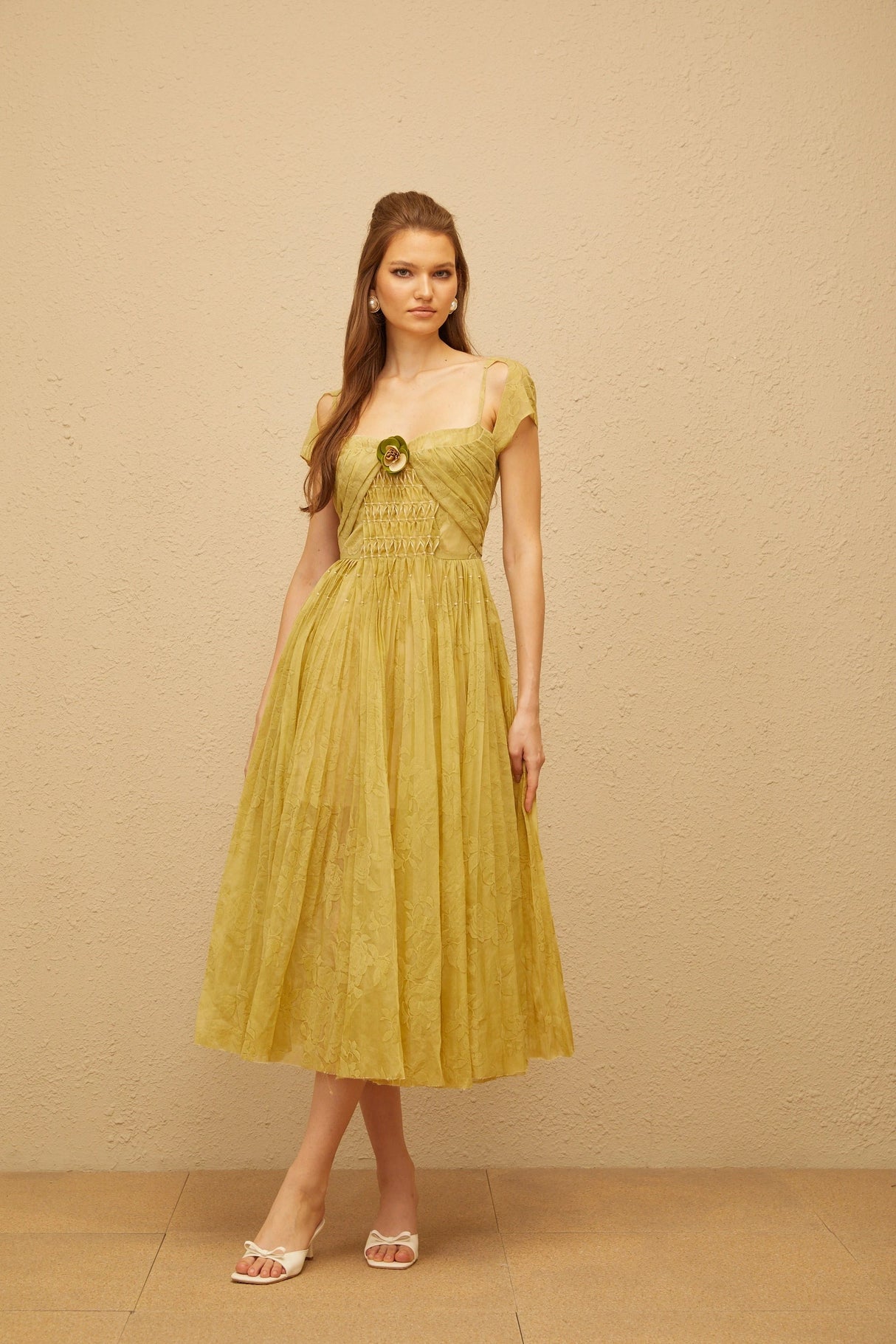Béryl Green Floral Jacquard Midi Dress