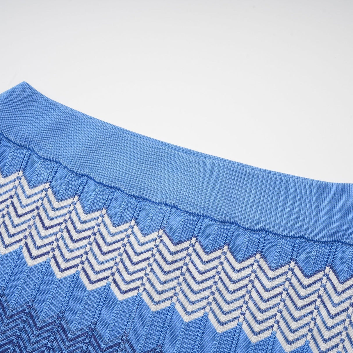 Bianca Skirt & Top Set - Ribbed Knit - Zigzag Woven Design - V - Neck - Button Fastening