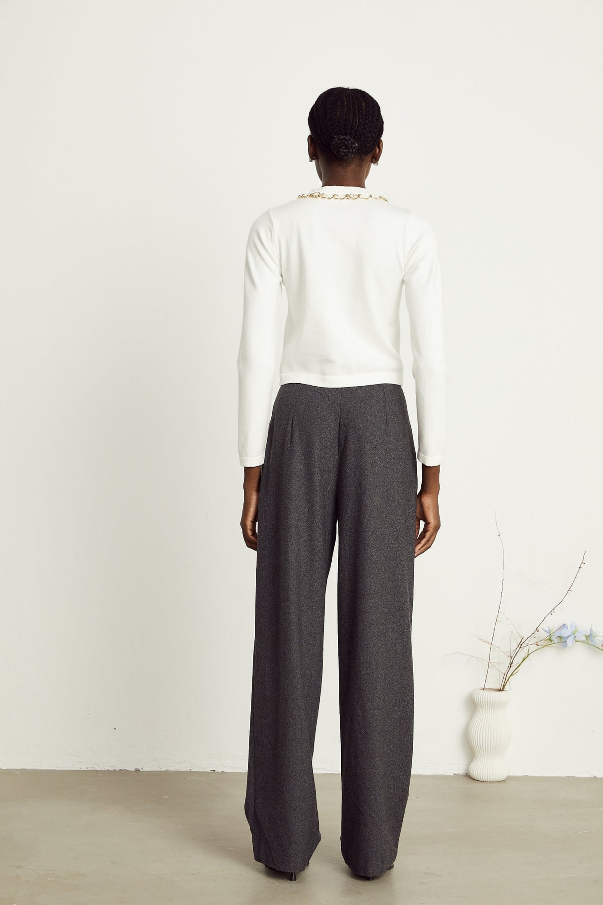 Biancamaria Knitted Cardigan - Chain - link Trim - Long Sleeves - Patch Pockets - Decorative Buttons