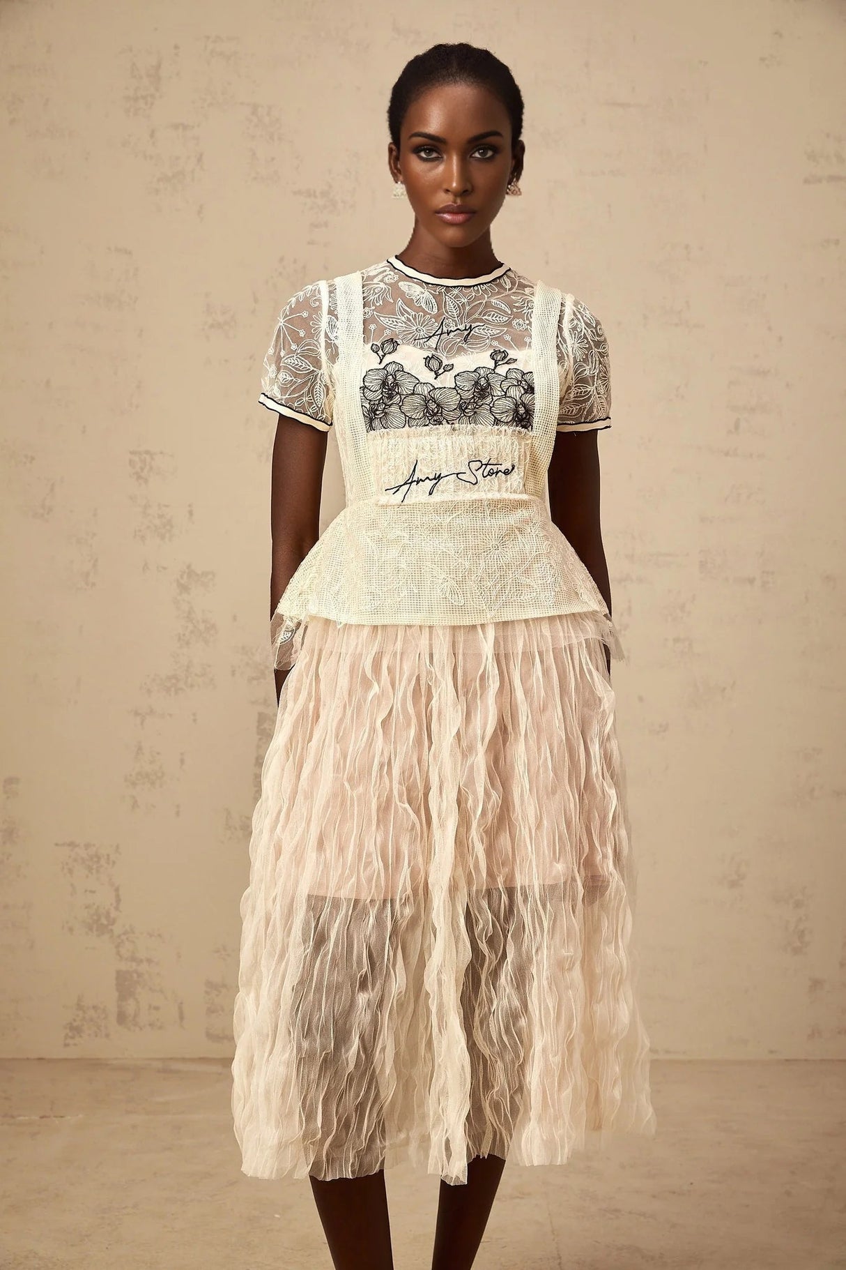 Caitlin Midi Dress Floral Embroidered Calf - Length White