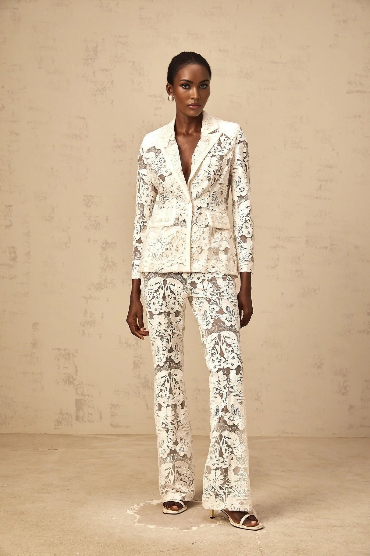 Caitlyn Blazer & Trousers Set White Sequined Flower - Embroidered
