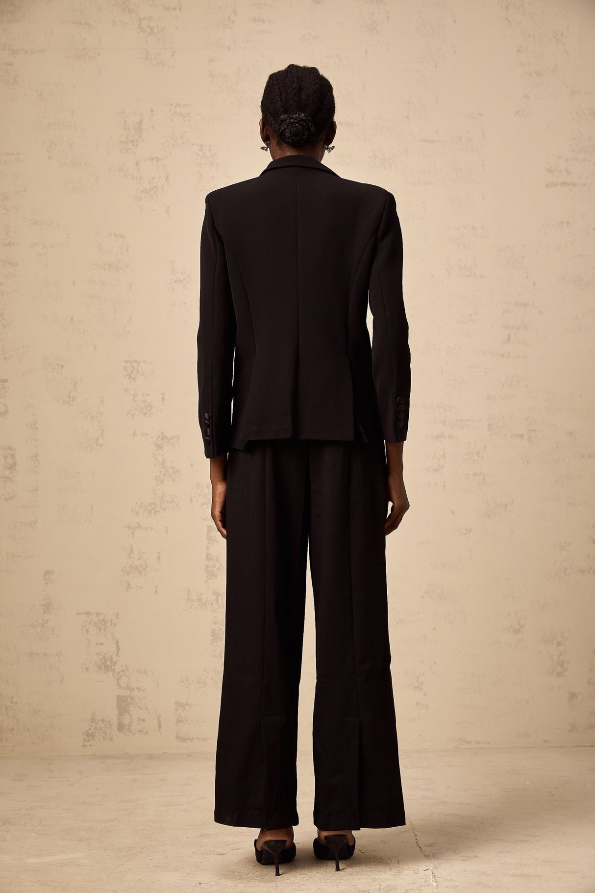 Carla Blazer - Peak Lapels - Long Buttoned - Cuff Sleeves - Pattern Embroidery - Front Button Fastening