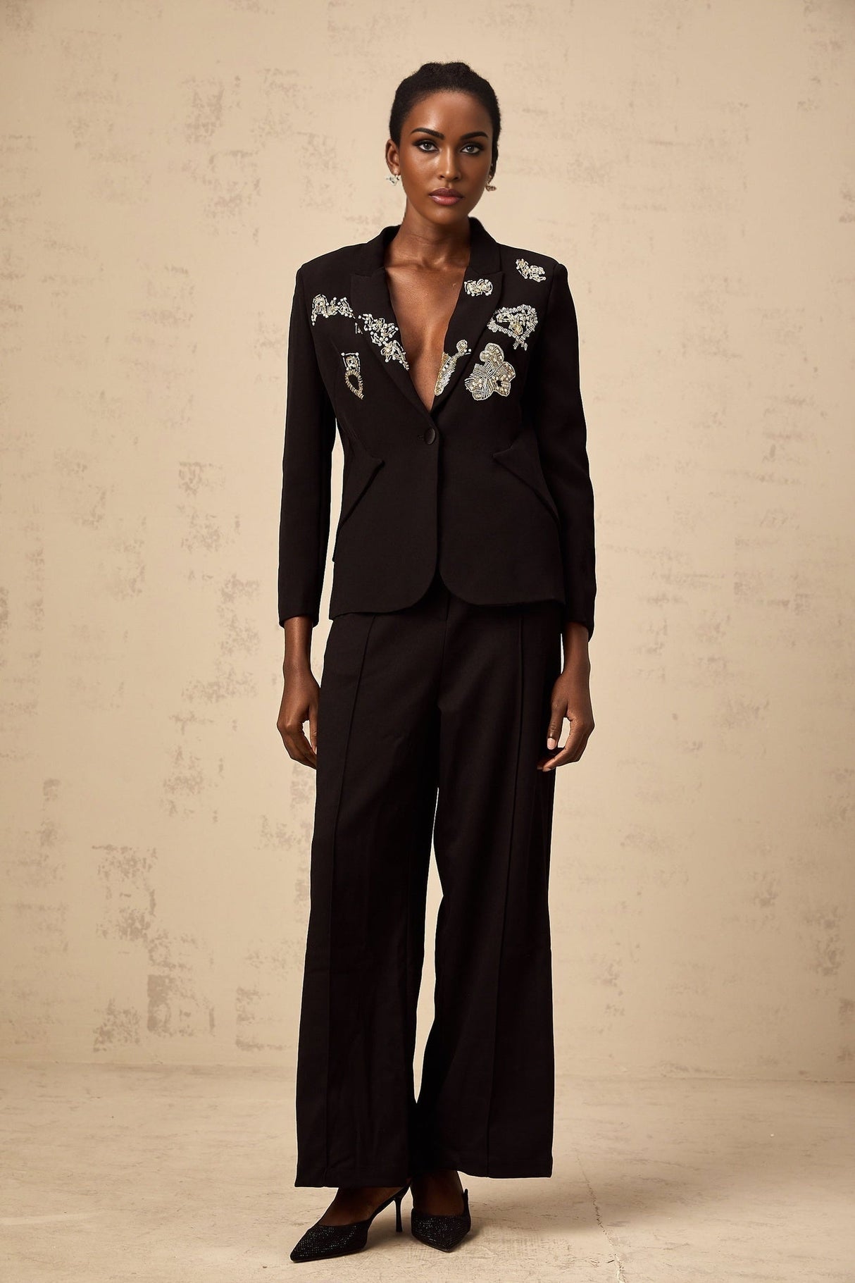 Carla Blazer - Peak Lapels - Long Buttoned - Cuff Sleeves - Pattern Embroidery - Front Button Fastening