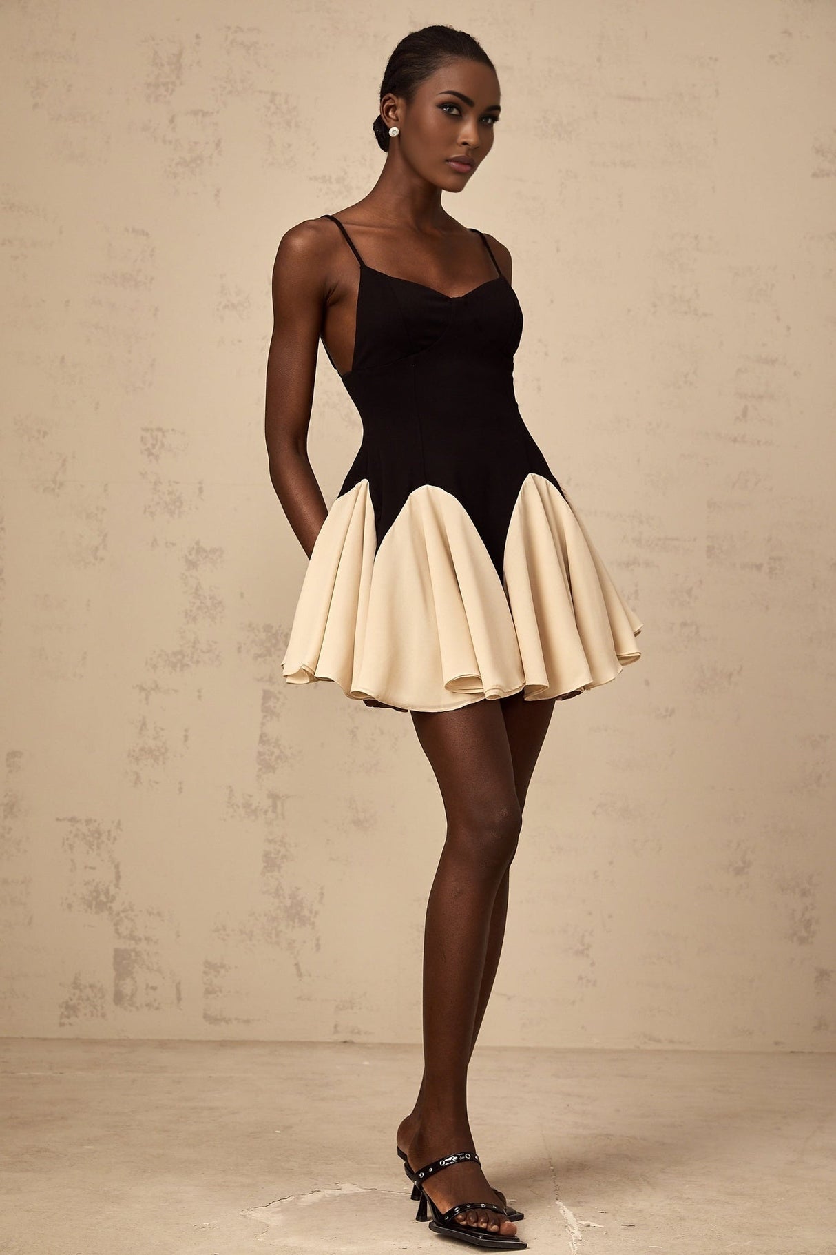 Carmelina Mini Dress – Sweetheart Neck – Color Blocked – Flounce Hem