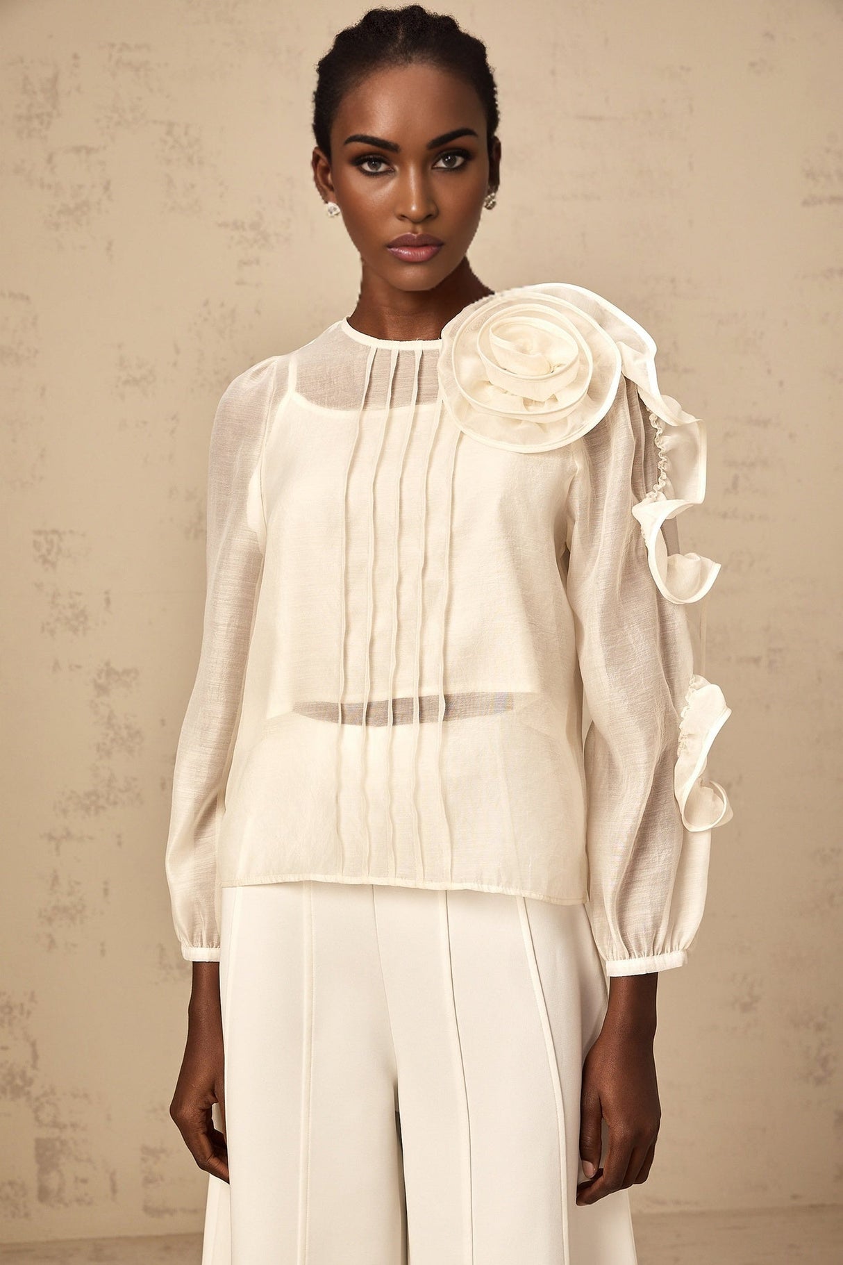 Caterinella Blouse – 3D Flower Detailing – Long Puff Sleeves – Crew Neck