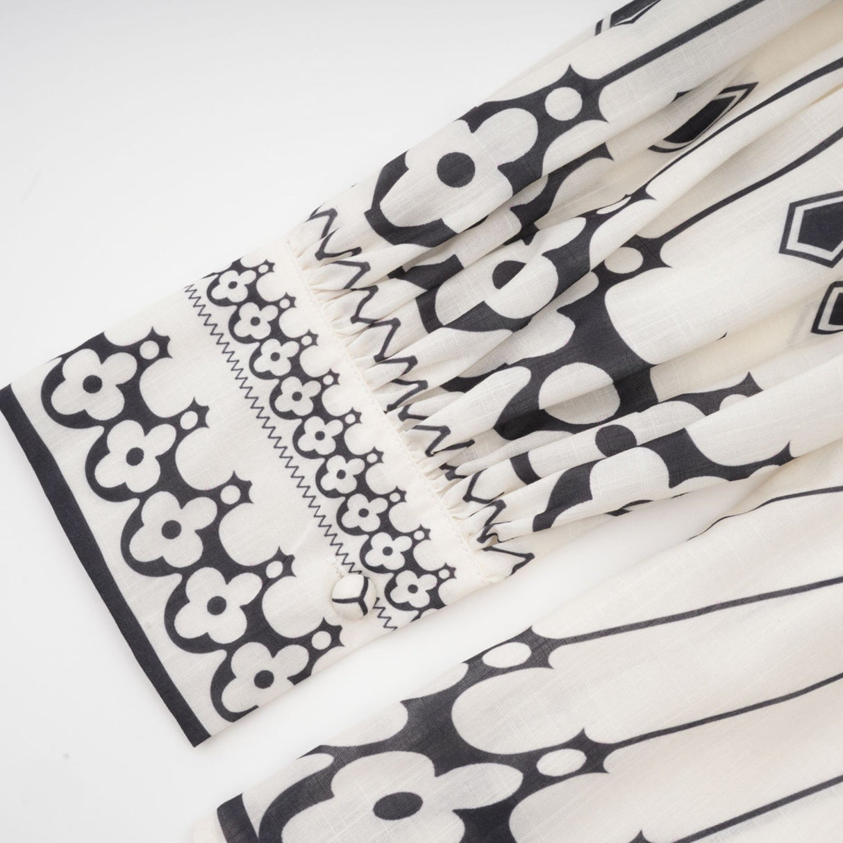 Charlotte Shirt & Shorts - Long Sleeve All - Over Graphic - Front Button Fastening - Elasticated Waist Thigh Length