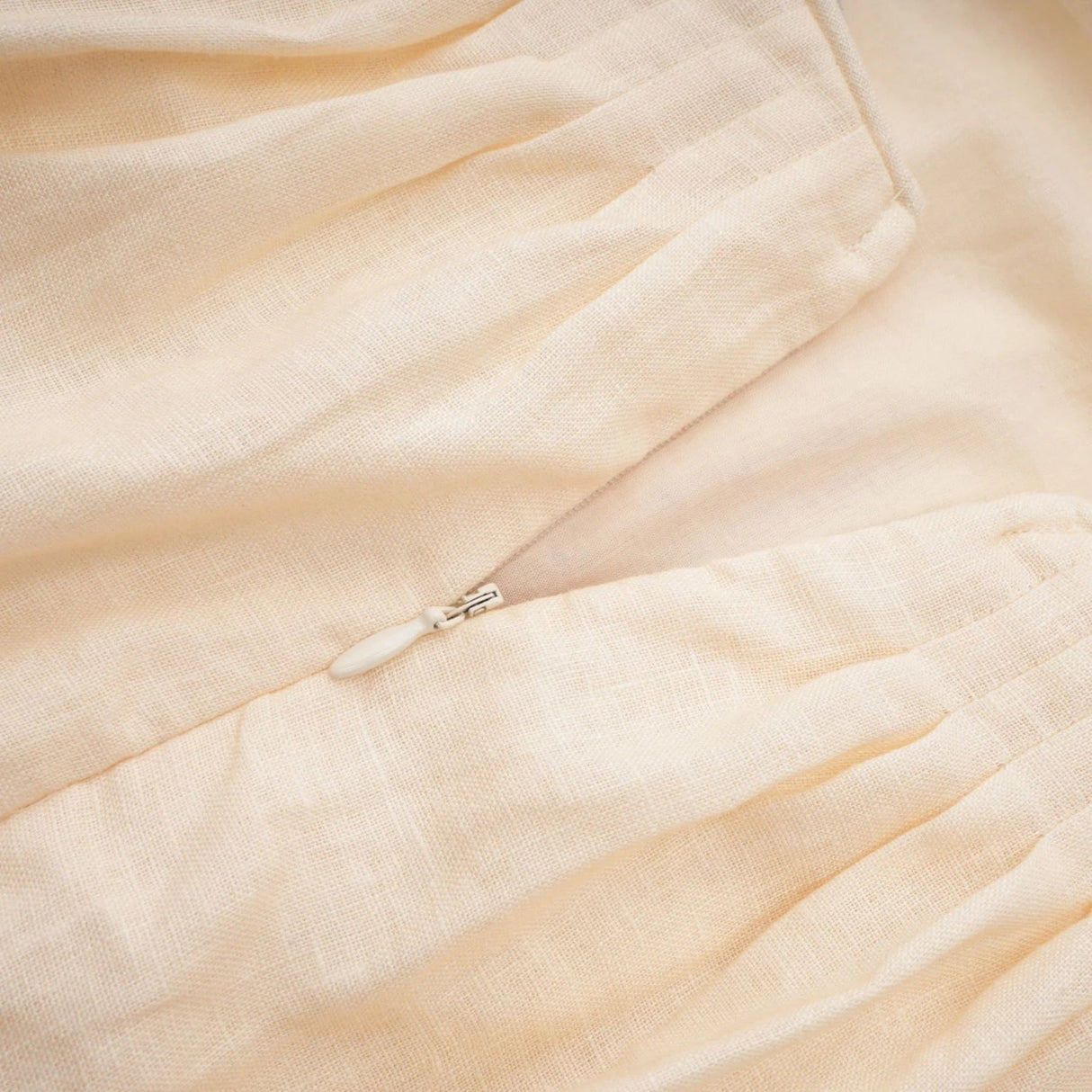 Costanza Midi Dress Floral Print & Cut - Out Neutrals