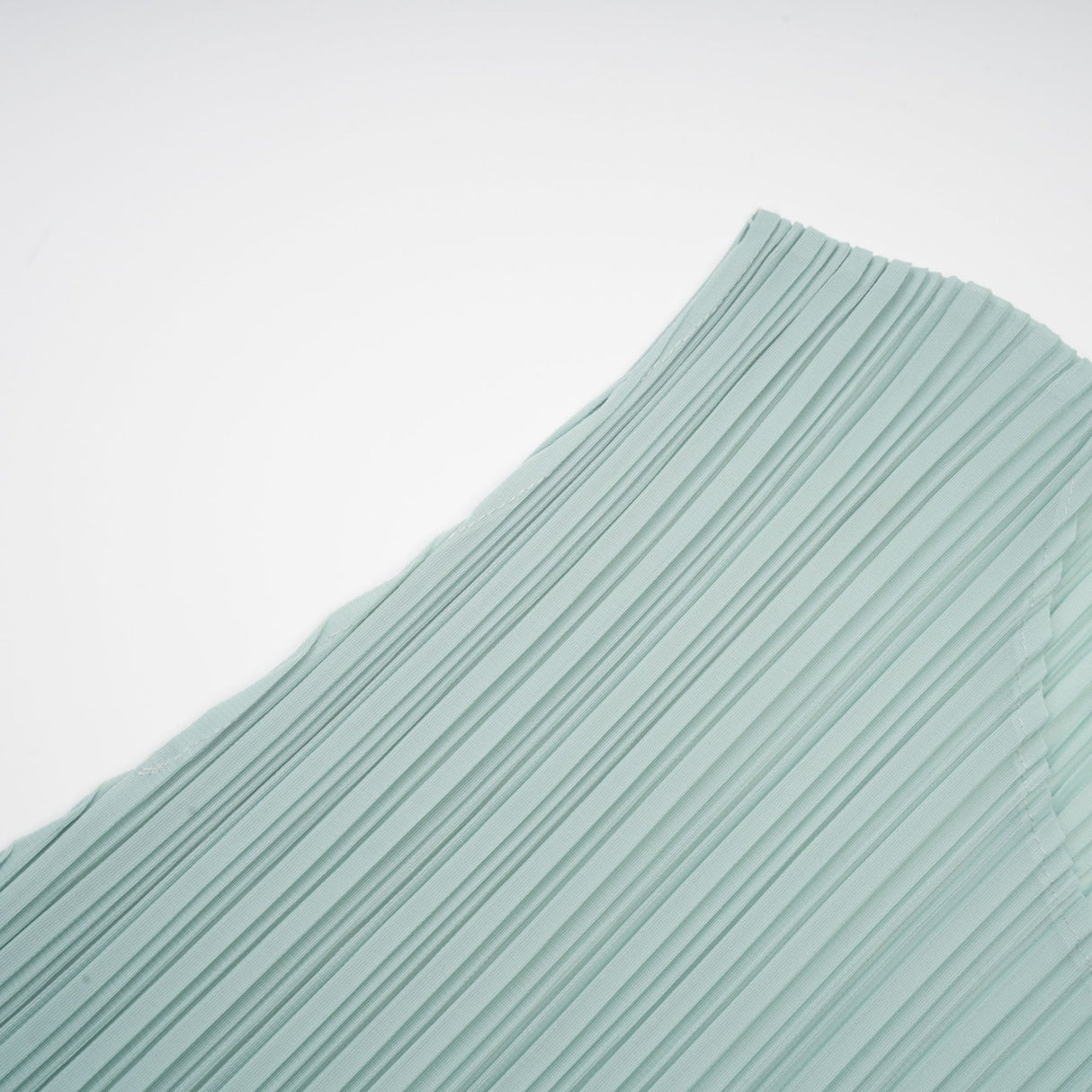 Cynthia Dress & Coat - Long Sleeve Faux - Flower Design - Elasticated Cuffs - Pleated Midi Dress