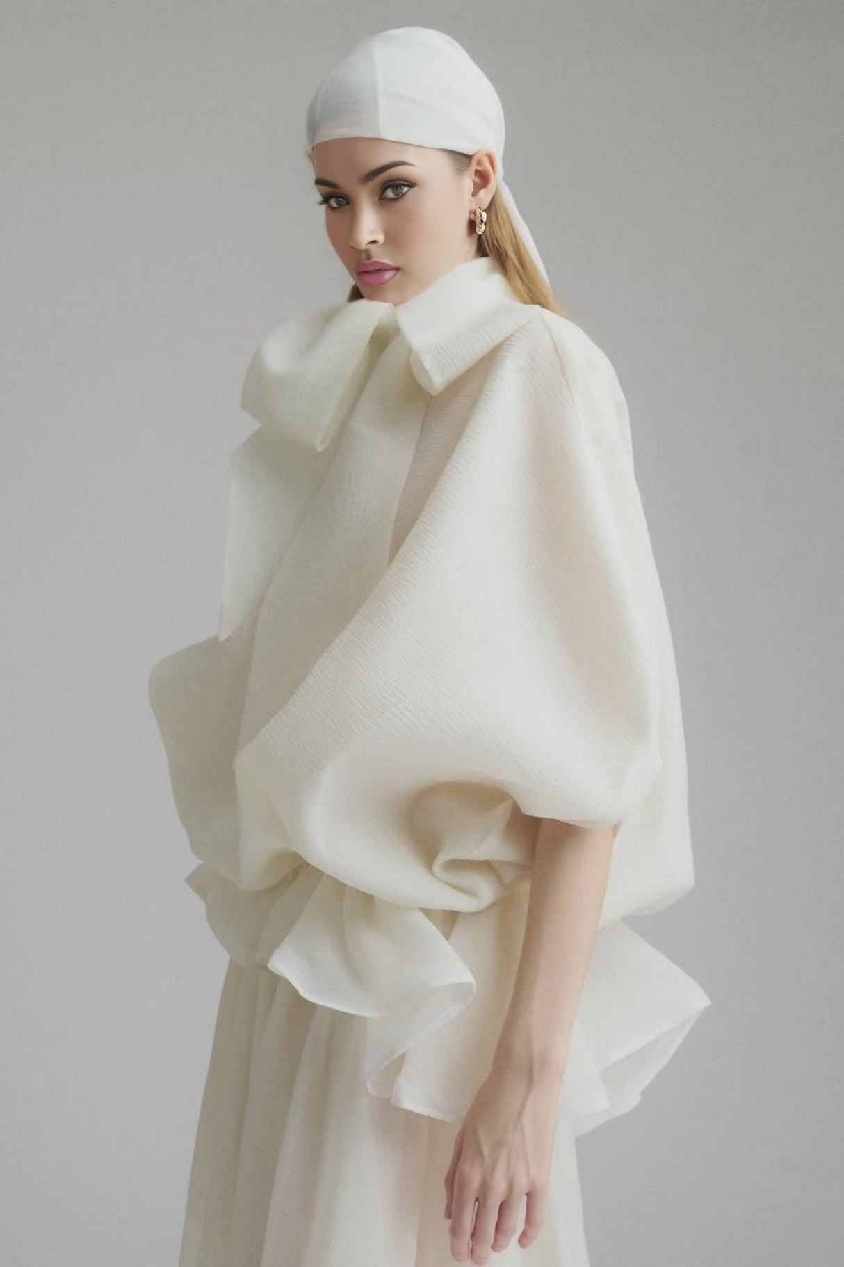 Dakota Maxi Dress - Relaxed Fit with Tie - Neck - Mid - Length Batwing Sleeves - Ruffled Design - Pleat Detailing