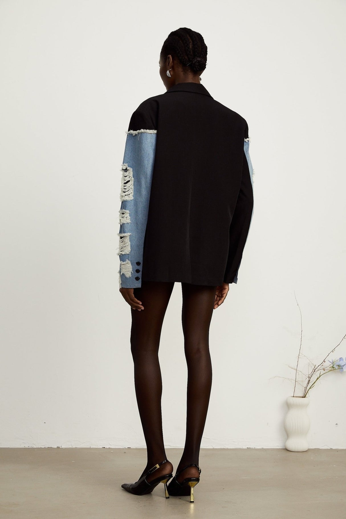 Delizia Denim Blazer - Peak Lapels - Ripped Detailing - Fringed Design - Buttoned Cuffs