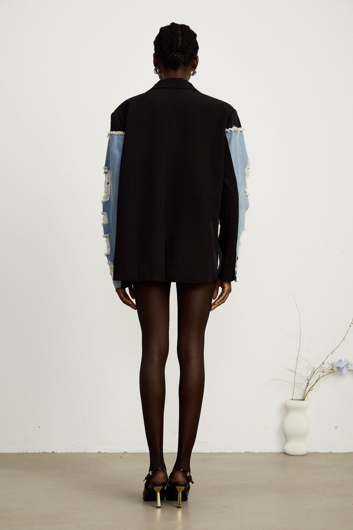 Delizia Denim Blazer - Peak Lapels - Ripped Detailing - Fringed Design - Buttoned Cuffs