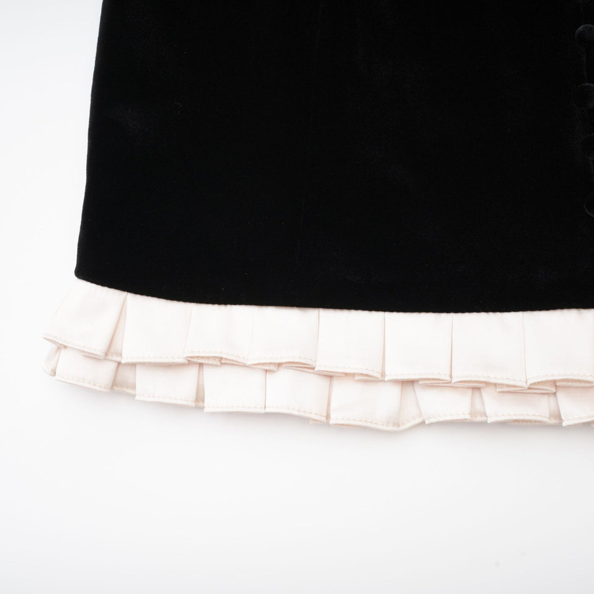 Donatella Long Sleeve Mini Dress - Square Neck - Pleated Design - Front Button Decoration - Rear Zip Fastening