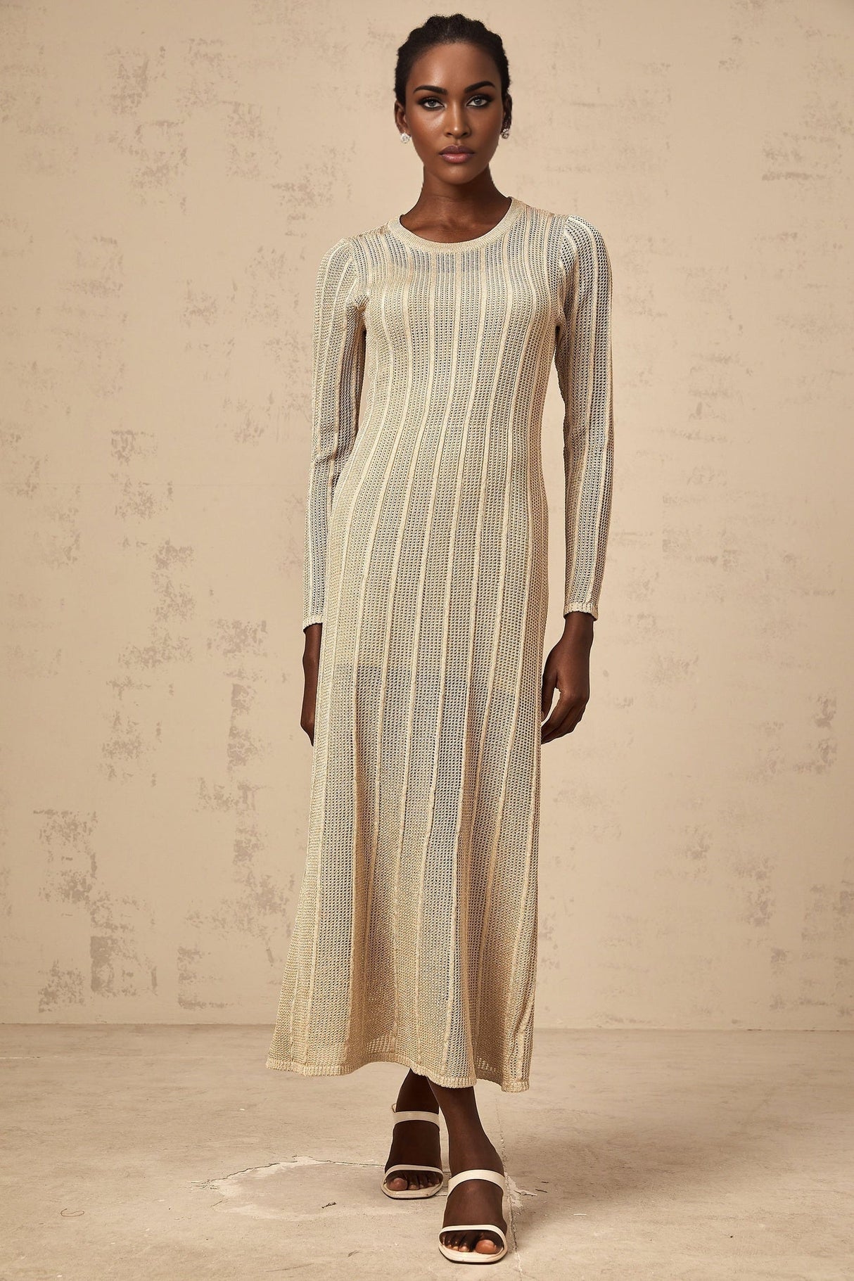 Dylan Midi Dress - Round Neck - Long Sleeves - Knitted Construction - Fitted Silhouette