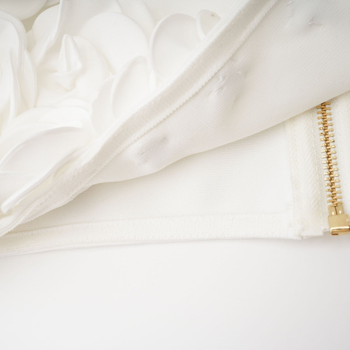 Elena Faux - Flower Detailed Cropped Top - Ankle - Length Skirt Set