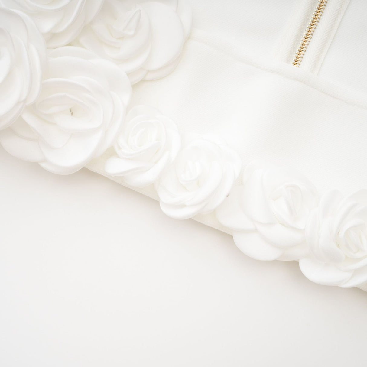 Elena Faux - Flower Detailed Cropped Top - Ankle - Length Skirt Set