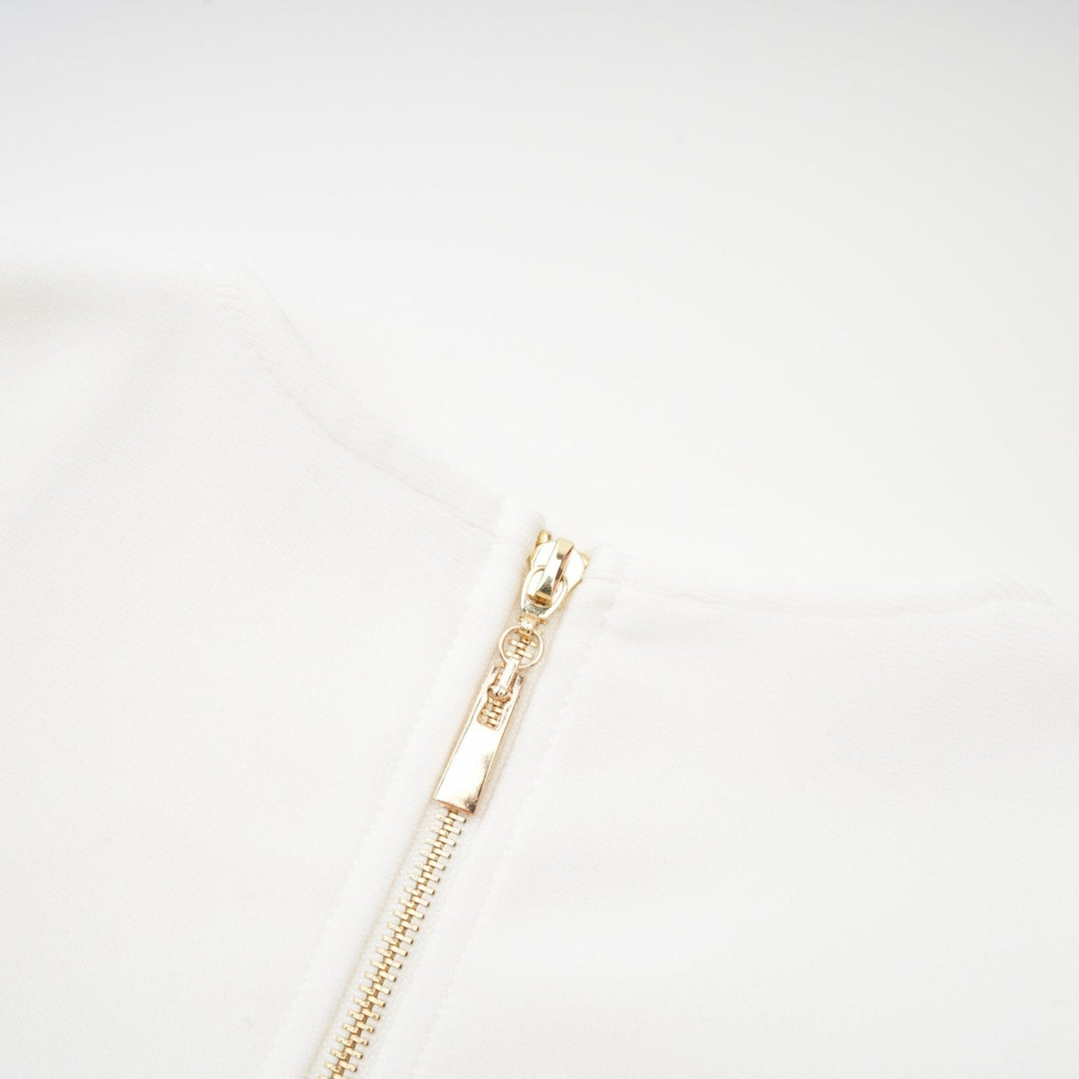 Elena Faux - Flower Detailed Cropped Top - Ankle - Length Skirt Set