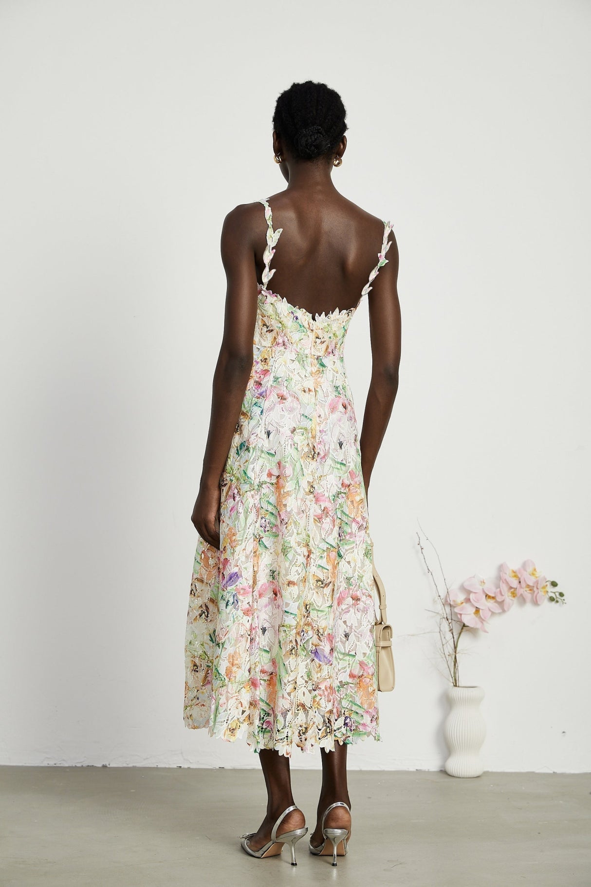 Emery Midi Dress - Sleeveless - V - neck - Floralembroidered - A - line skirt - Rear zip fastening