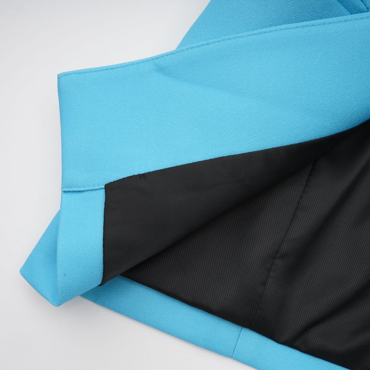 Emilia Jacket & Trousers Set - V Neck Design - Floral Appliqué - High Waist Flared Trousers - Front Button Fastening - Stylish Ensemble