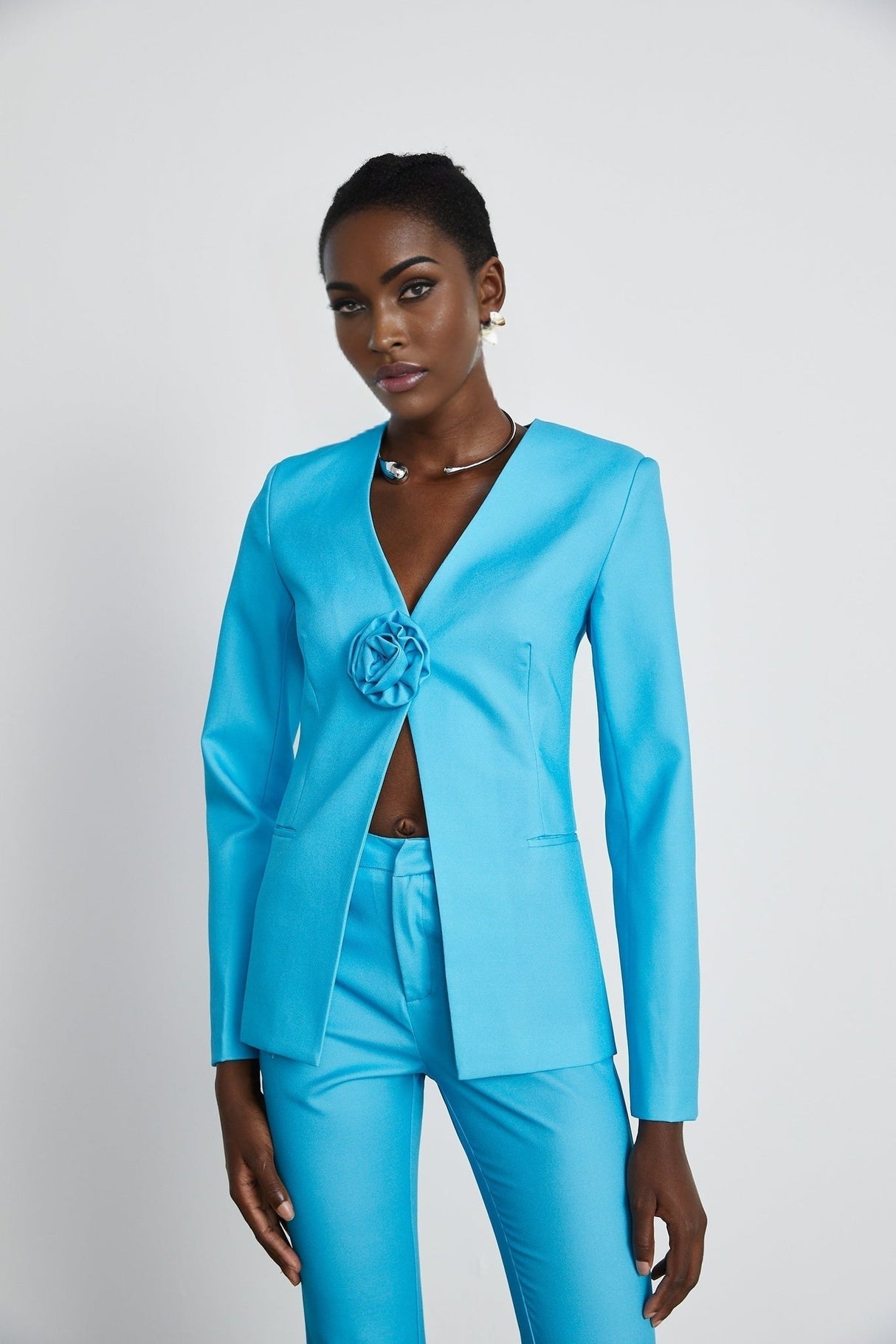 Emilia Jacket & Trousers Set - V Neck Design - Floral Appliqué - High Waist Flared Trousers - Front Button Fastening - Stylish Ensemble