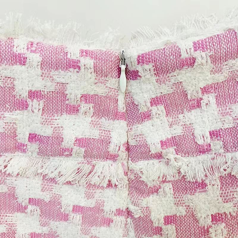 Emily Blazer & Shorts Set - Timeless Houndstooth Design - Tailored Fit - Chic Buttons - Premium Cotton - Spandex Blend