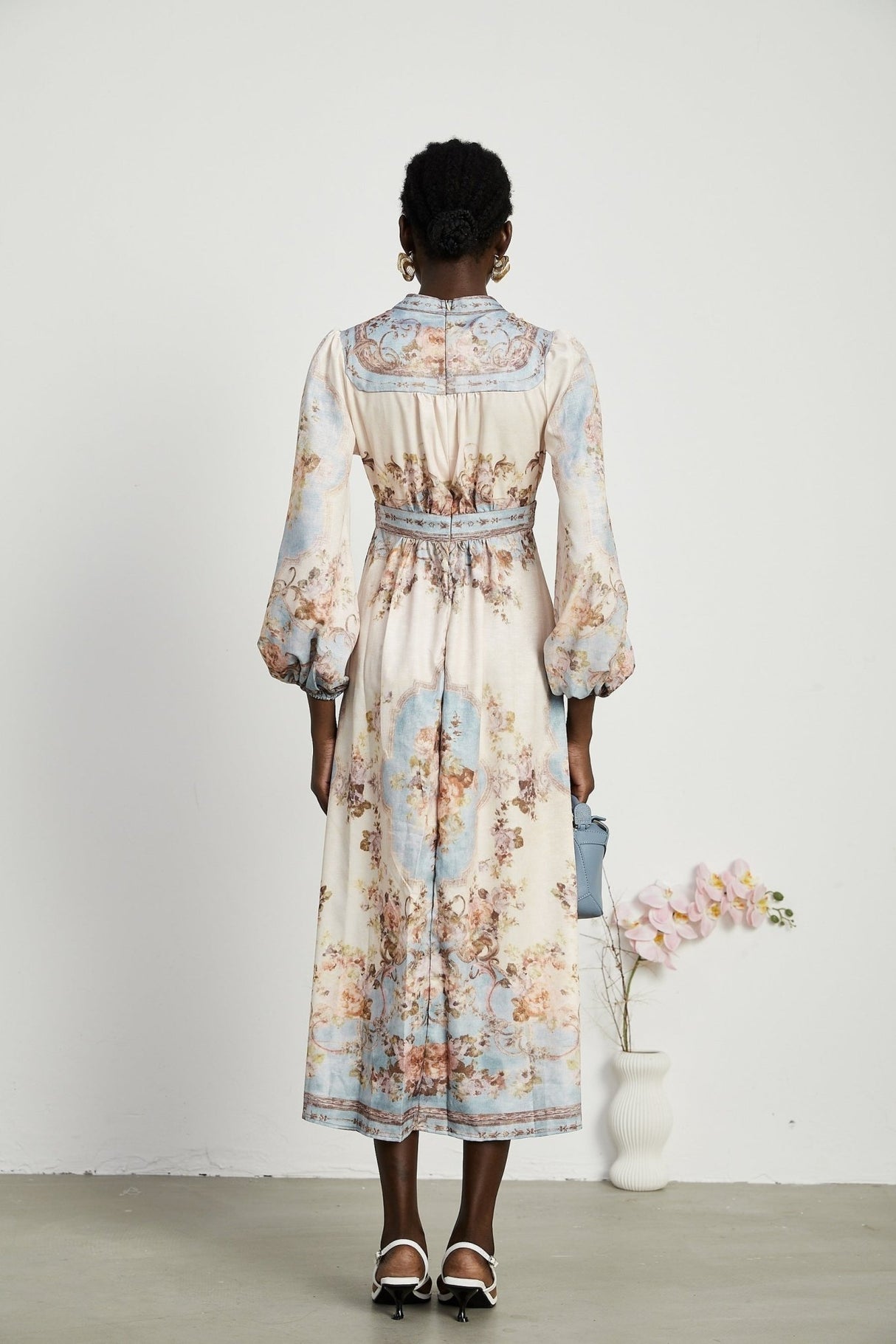 Enrica Midi Dress - Long Sleeves - V - Neck - Floral Print